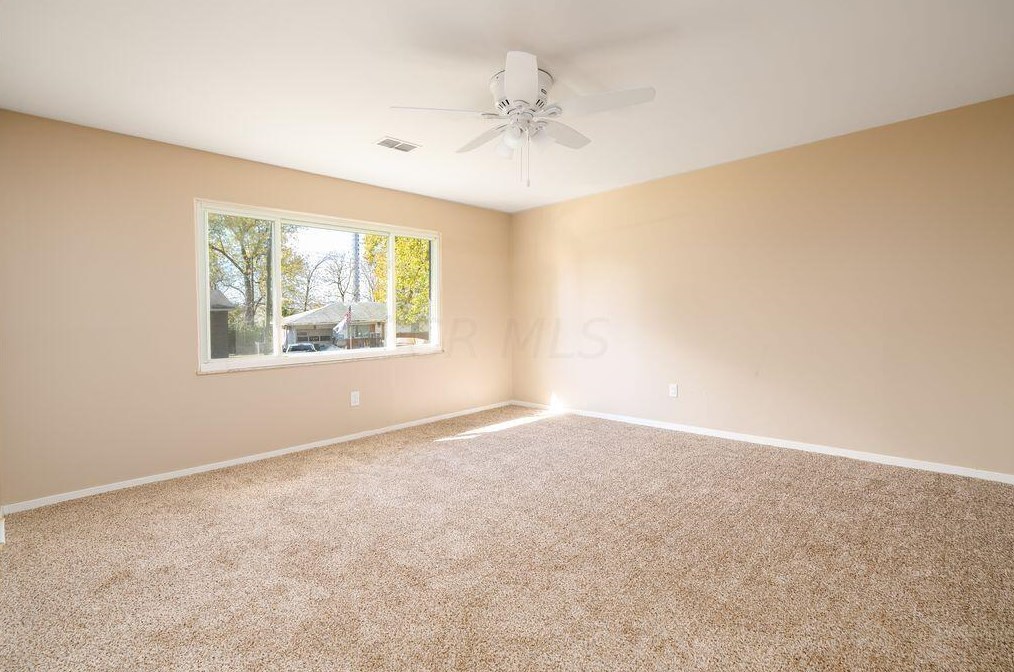 3720 Beulah Rd, Columbus OH 43224-2615 exterior