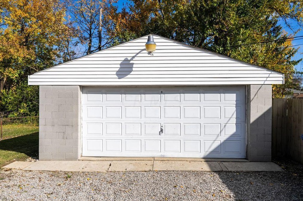 3720 Beulah Rd, Columbus OH 43224-2615 exterior