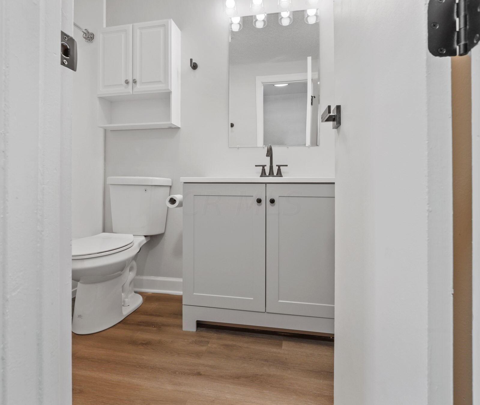 1601 Stephanie Ct, Columbus OH 43232-7408 exterior