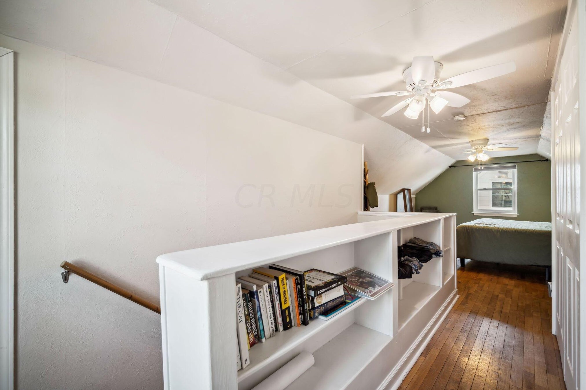 555 Chatham Rd, Columbus OH  43214-3321 exterior