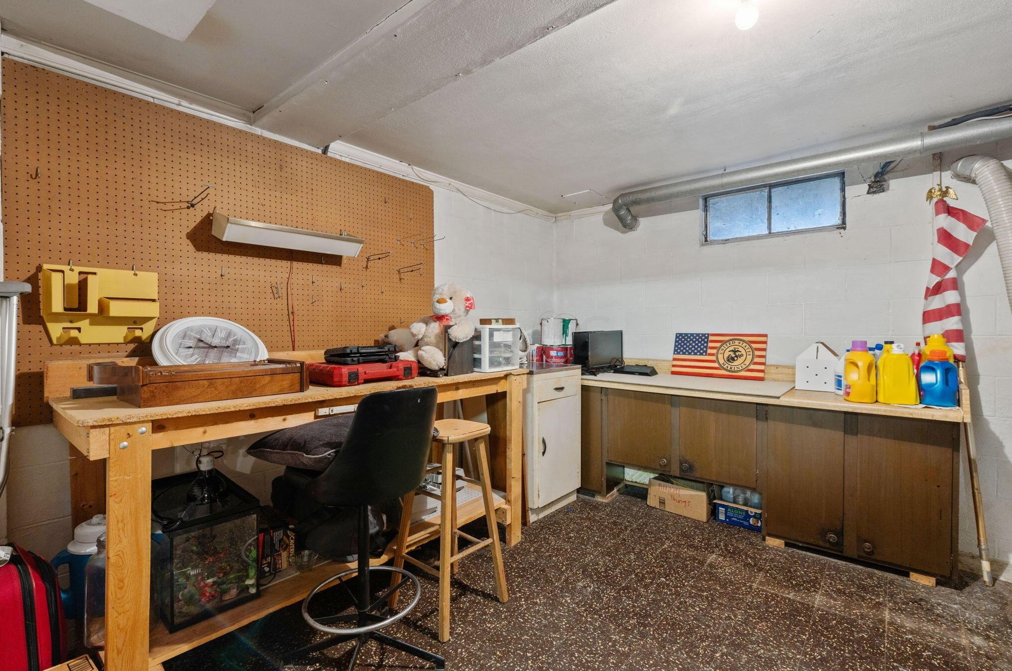 592 Glendora Rd, Columbus OH  43207-4136 exterior