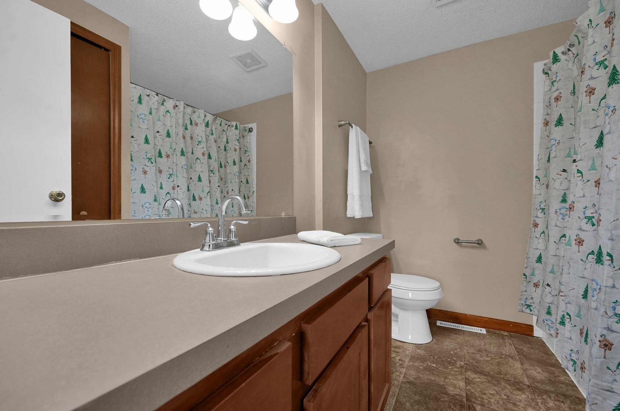 4440 Ramsdell Dr, Columbus OH  43231-6167 exterior