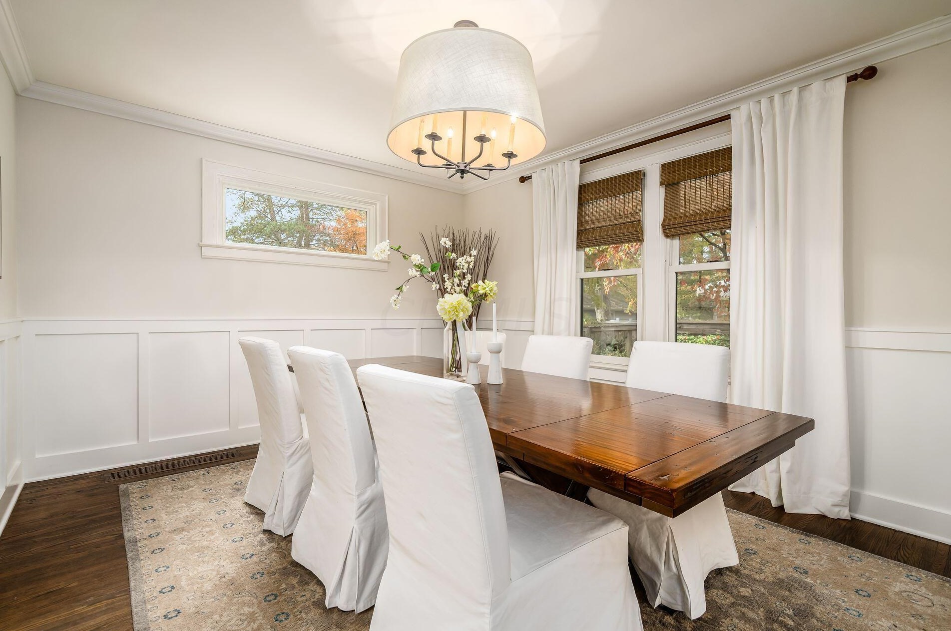 2351 Kensington Dr, Columbus OH 43221-3770 exterior