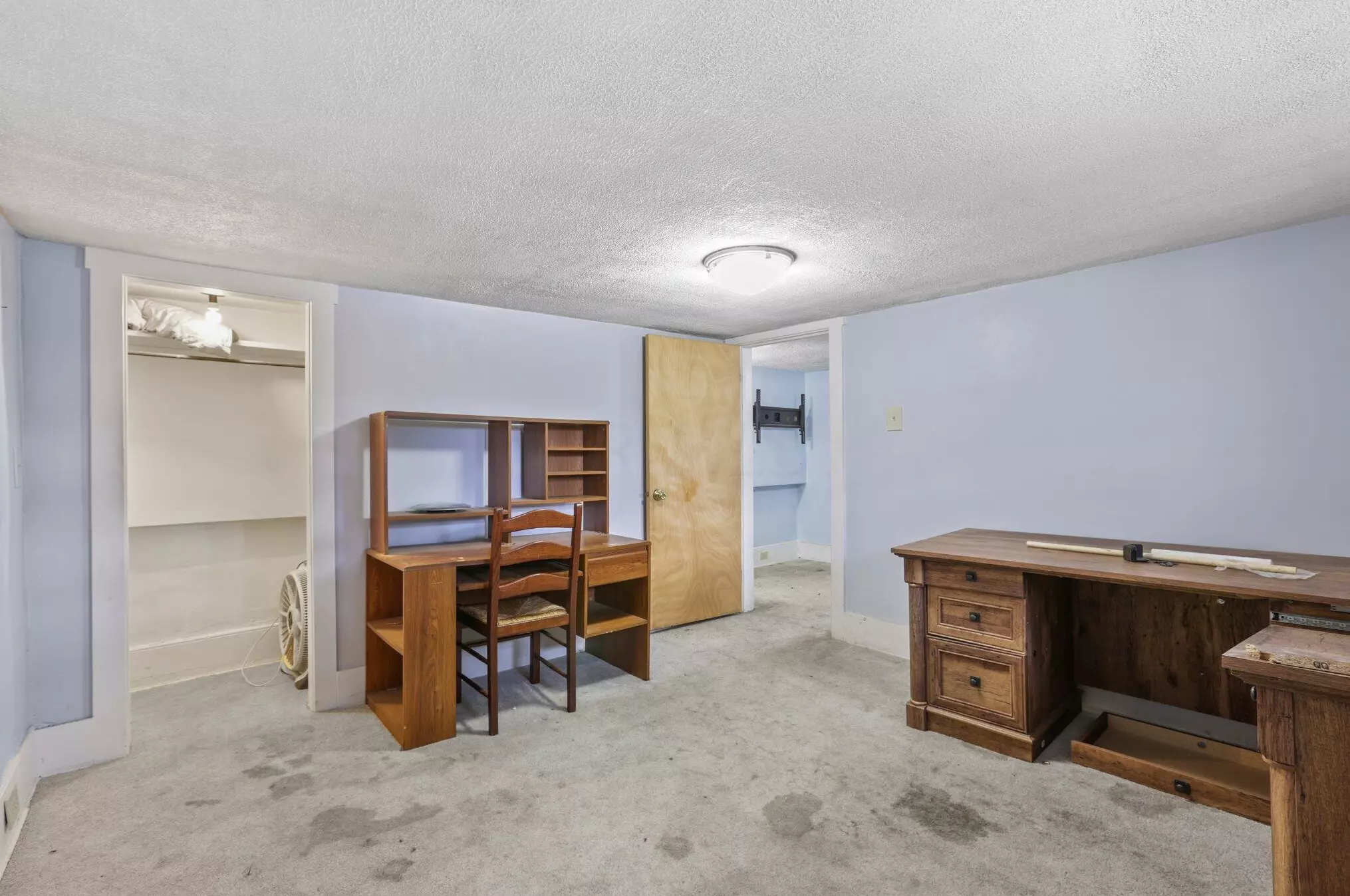 713 Grace Ave, Coshocton OH  43812-1017 exterior