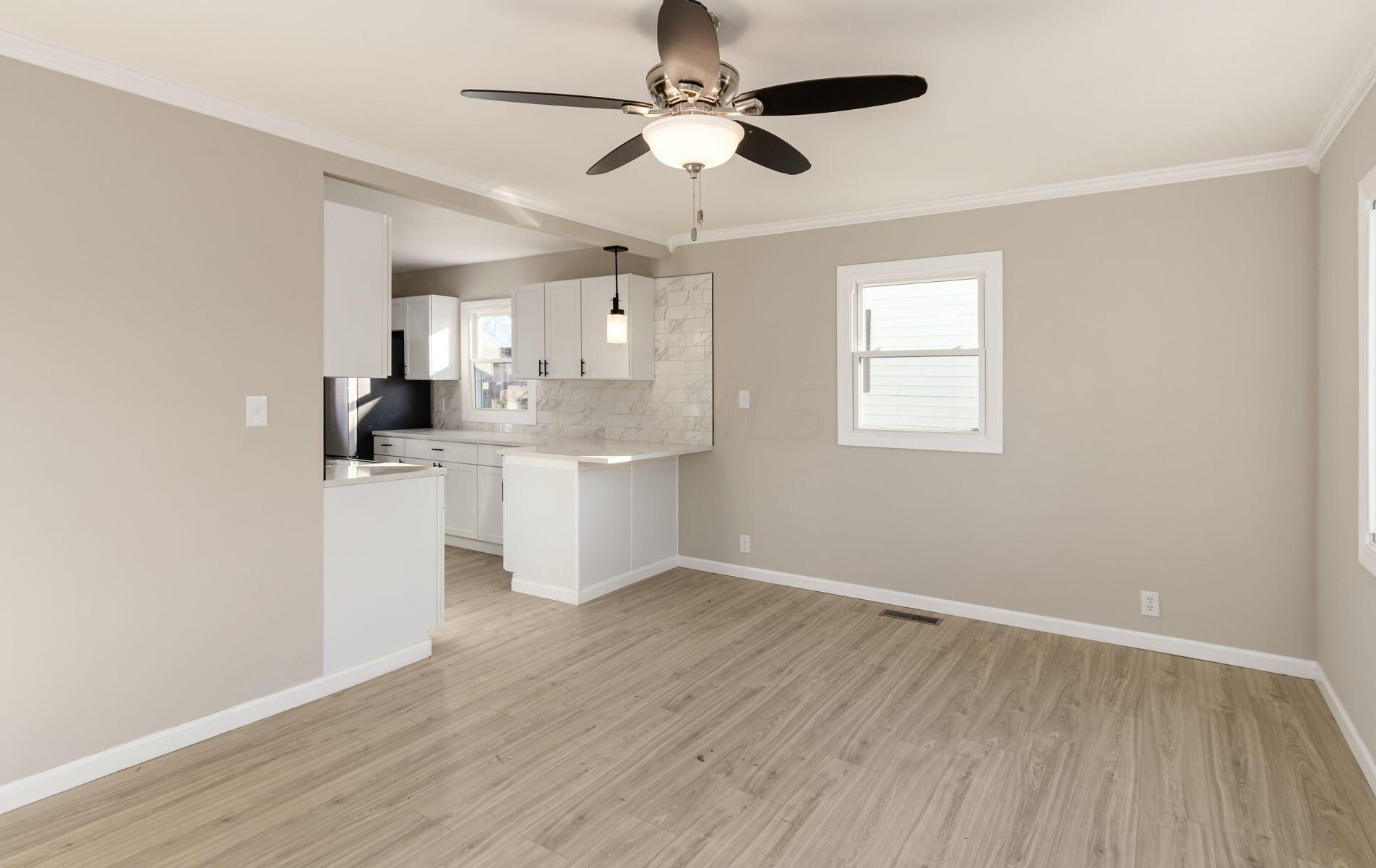 1364 Huy Rd, Columbus OH 43224-3558 exterior