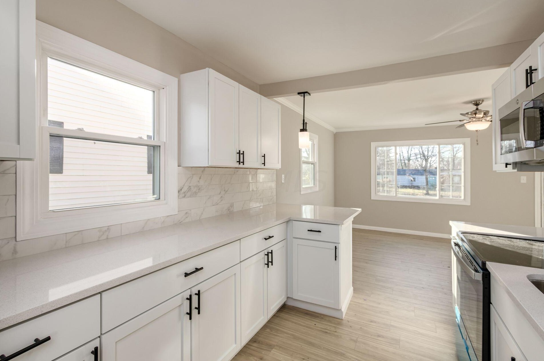 1364 Huy Rd, Columbus OH 43224-3558 exterior