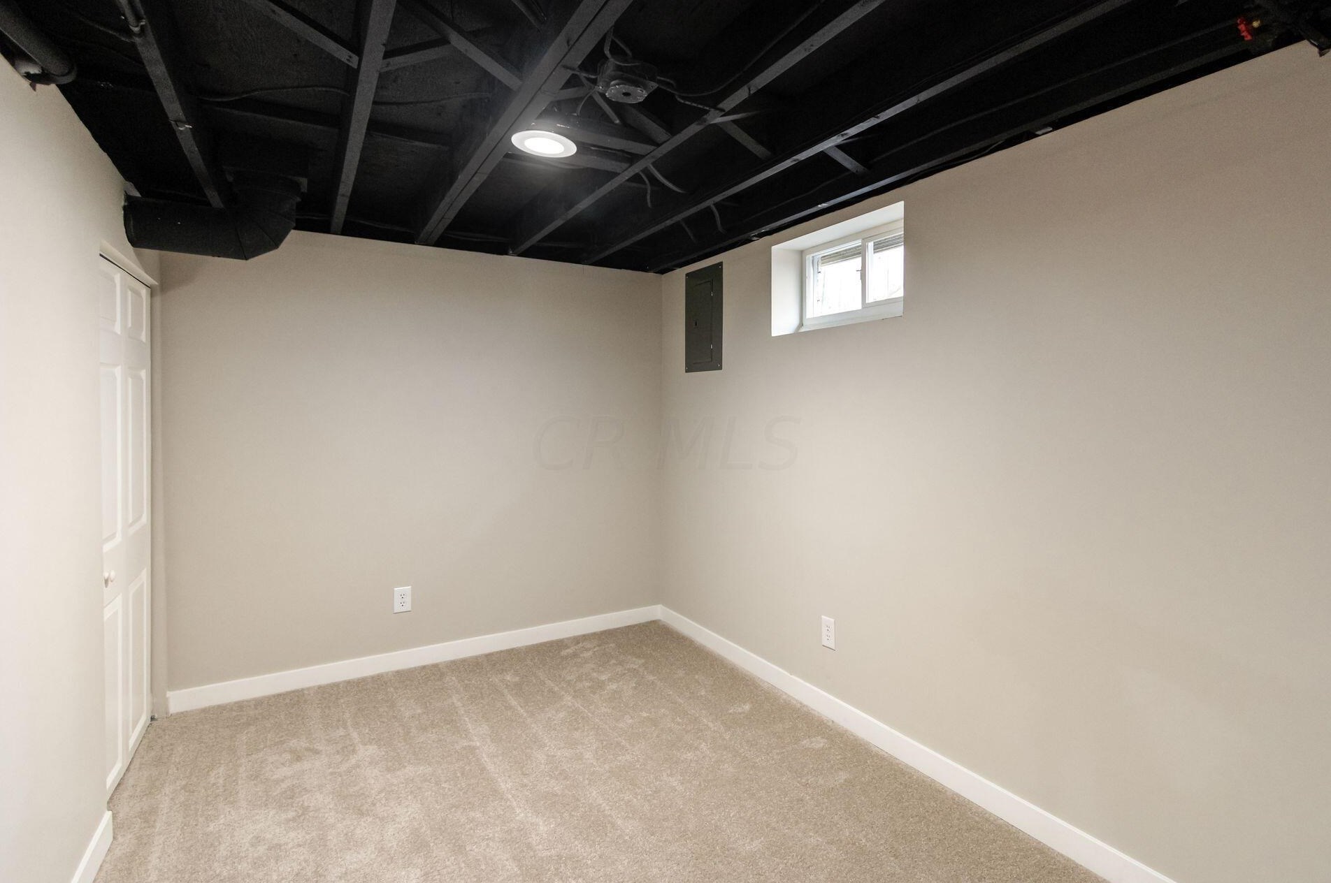 1364 Huy Rd, Columbus OH 43224-3558 exterior