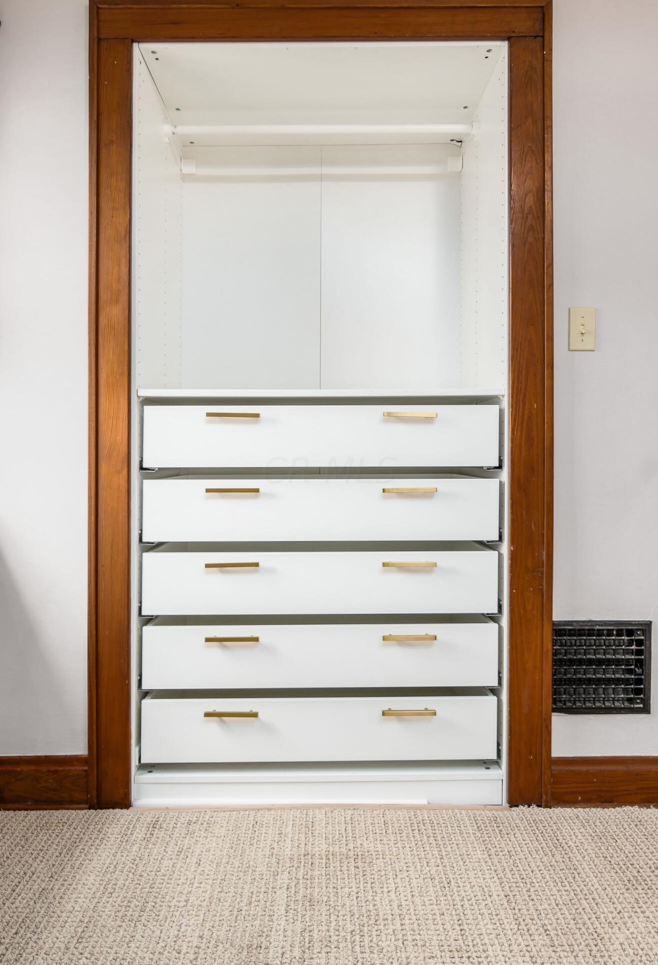 845 Cassingham Rd, Columbus OH  43209-2436 exterior