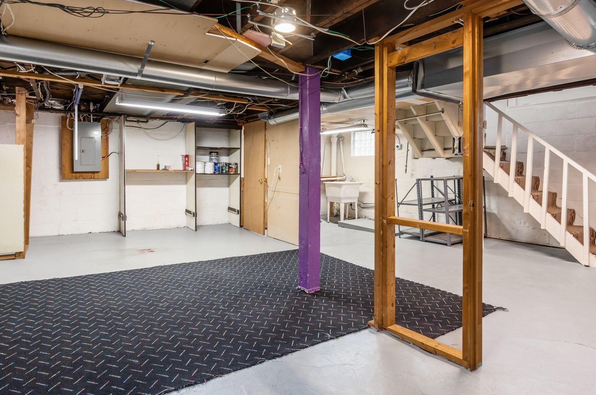 845 Cassingham Rd, Columbus OH  43209-2436 exterior