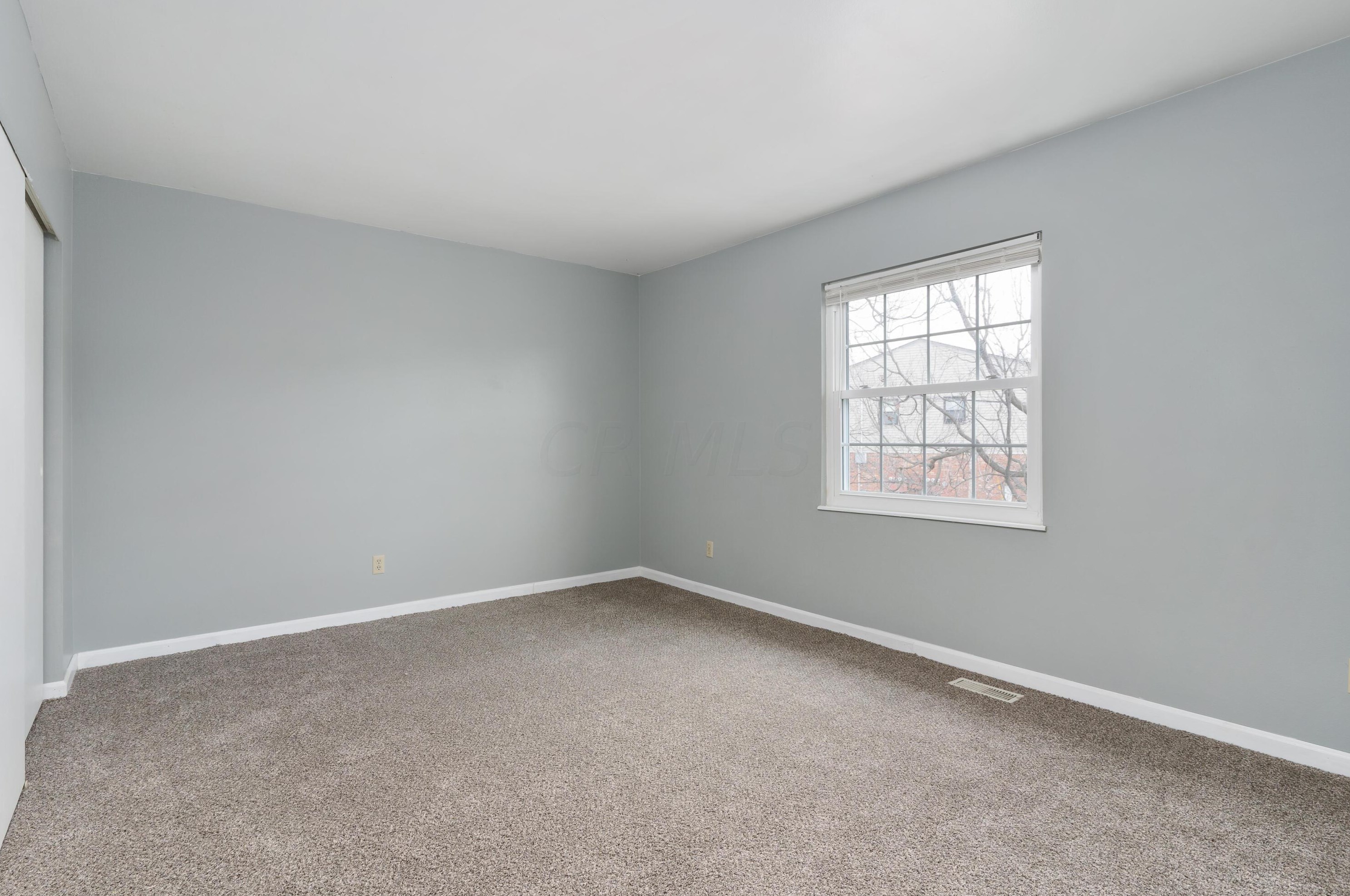 110 Tarryton Ct, Columbus OH 43228-1558 exterior