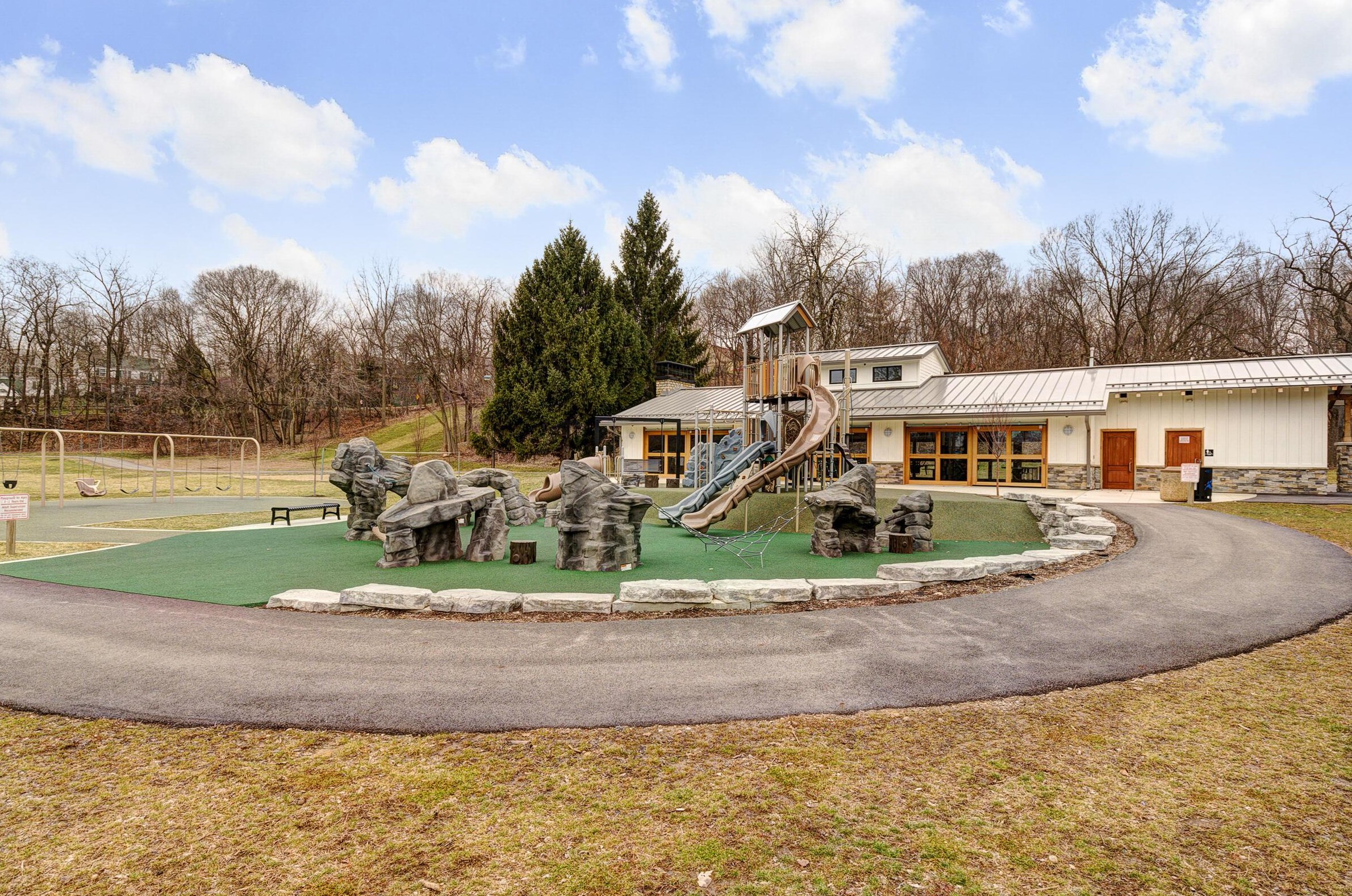 930 Quay Ave, Columbus OH  43212-3747 exterior