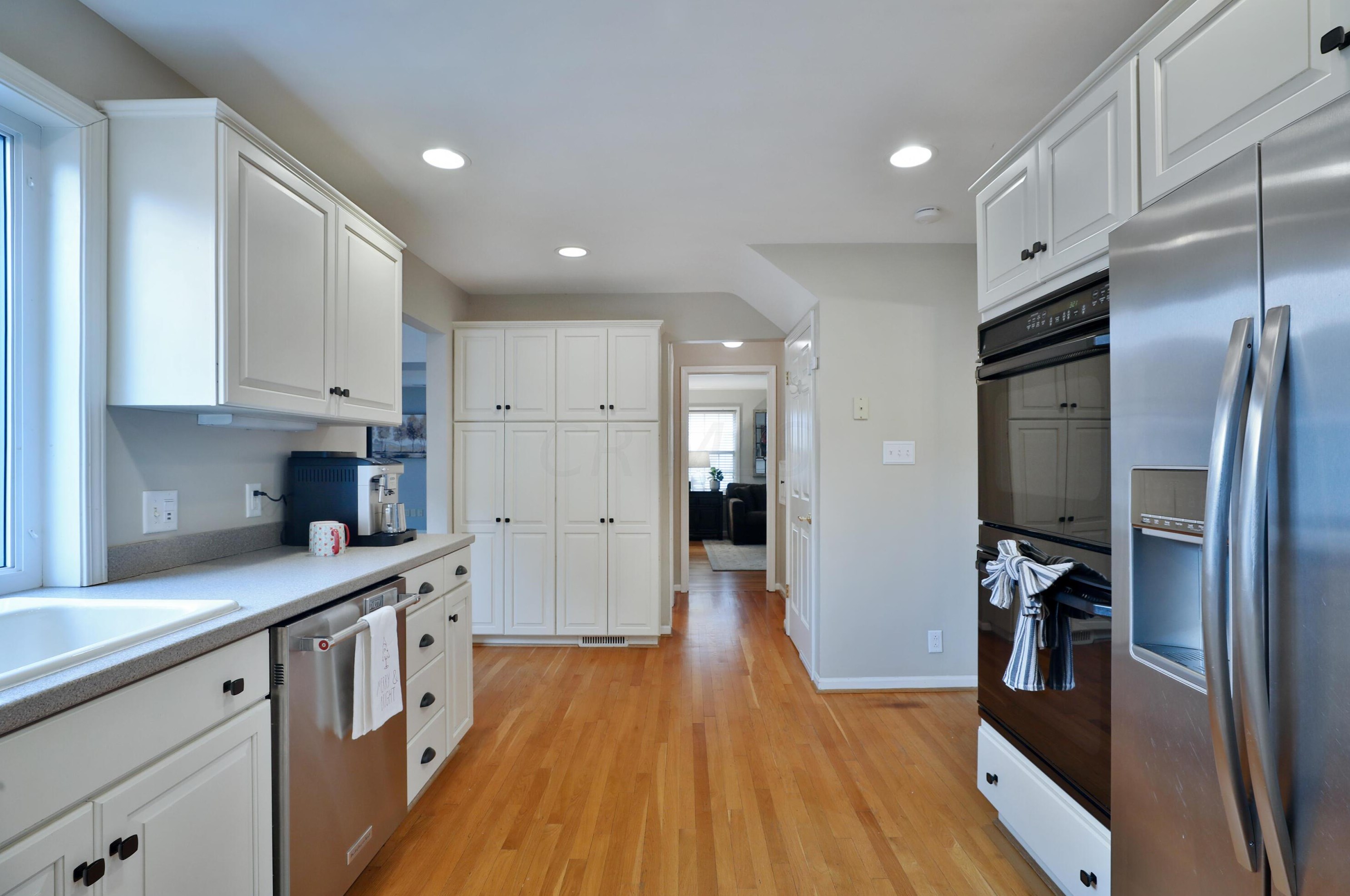 113 Riverglen Dr, Columbus OH 43085-3665 exterior