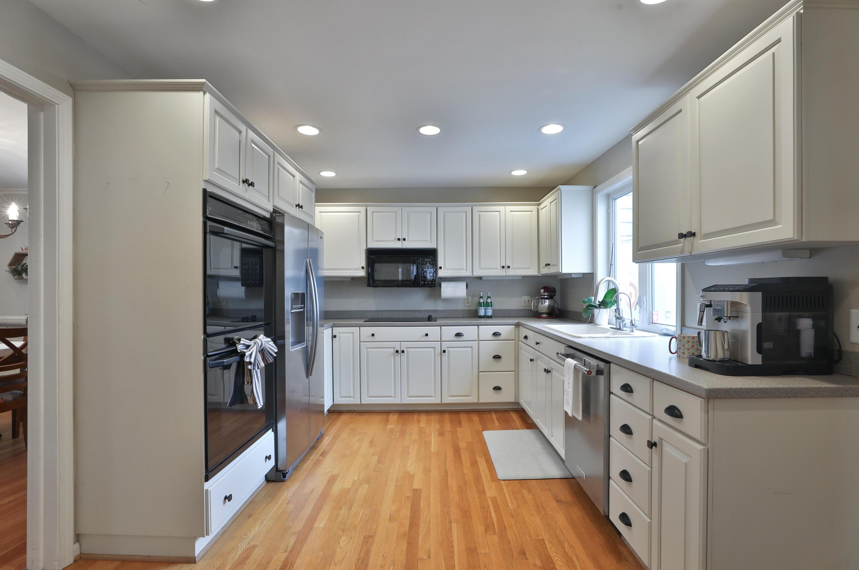 113 Riverglen Dr, Columbus OH 43085-3665 exterior