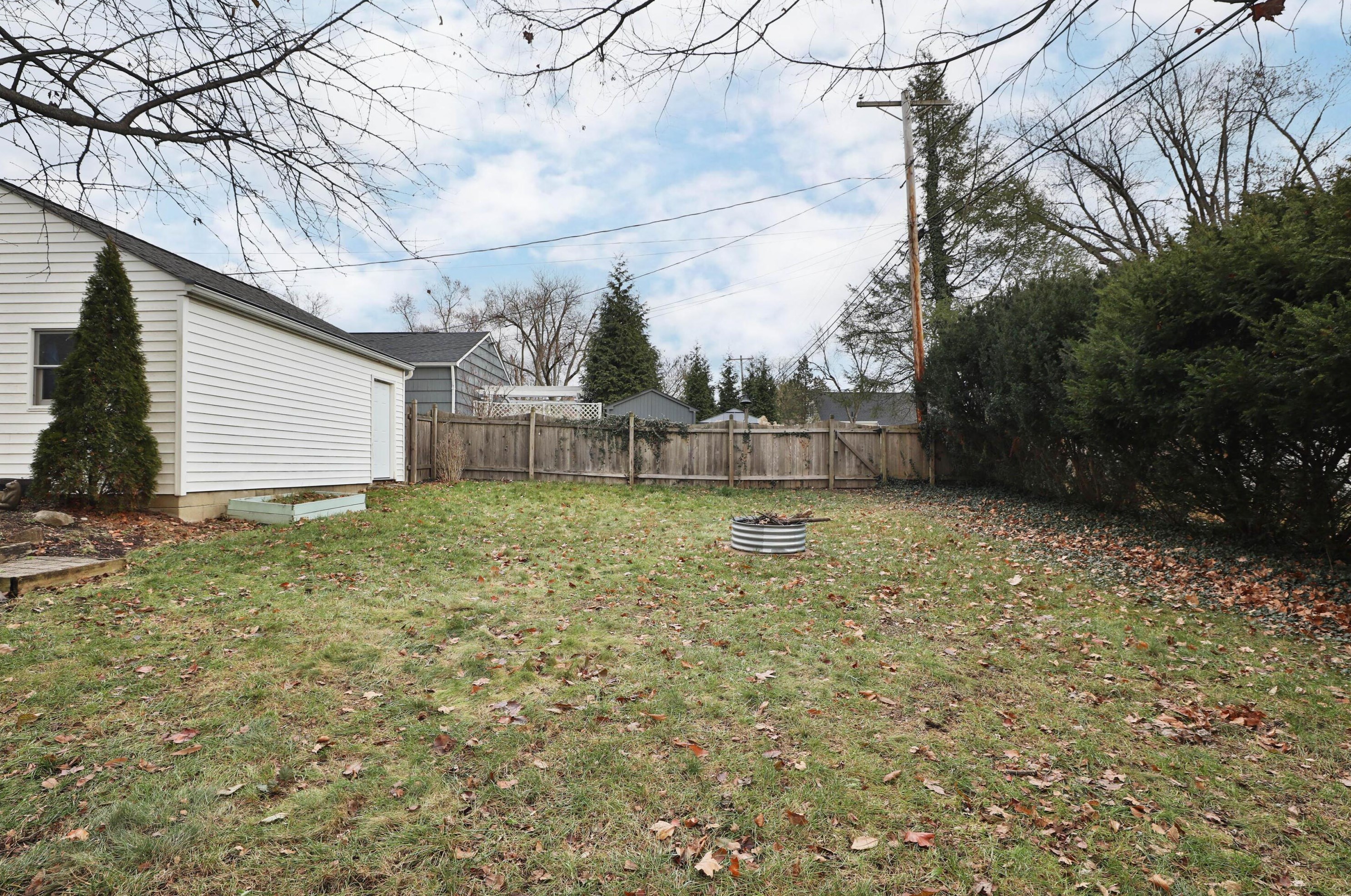 113 Riverglen Dr, Columbus OH 43085-3665 exterior