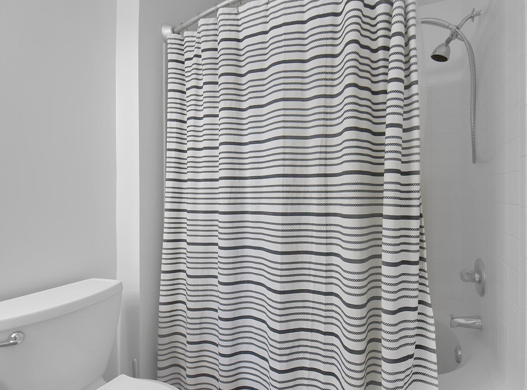 1995 Berrancher Dr, Columbus OH  43228-3633 exterior