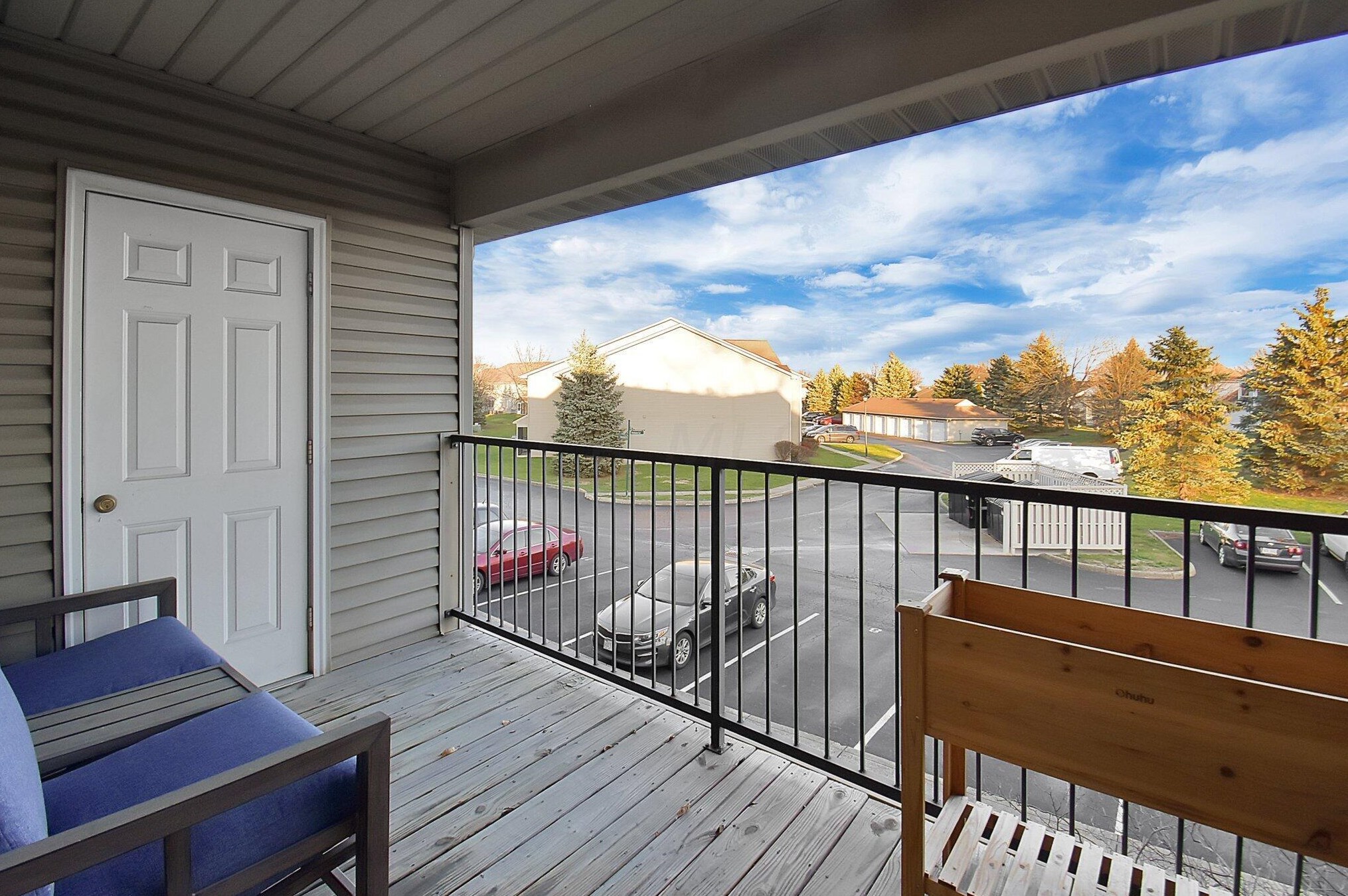 1995 Berrancher Dr, Columbus OH  43228-3633 exterior