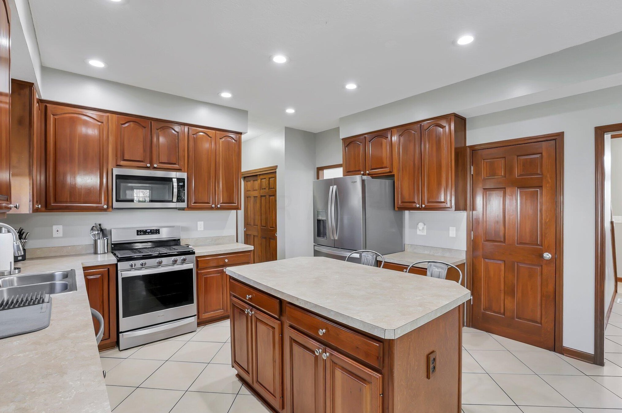 12500 Teal Ln, Pickerington OH  43147-8306 exterior