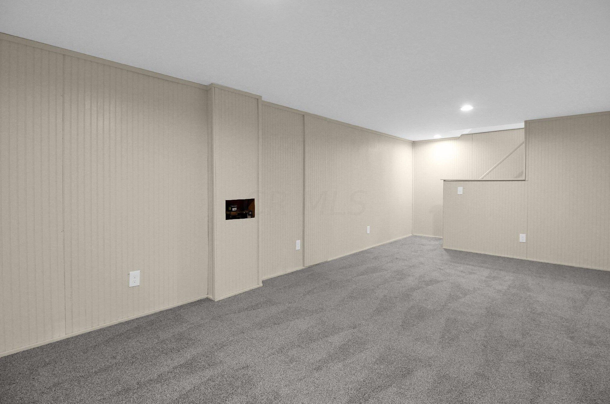 2986 Fleet Rd, Columbus OH 43232-5202 exterior