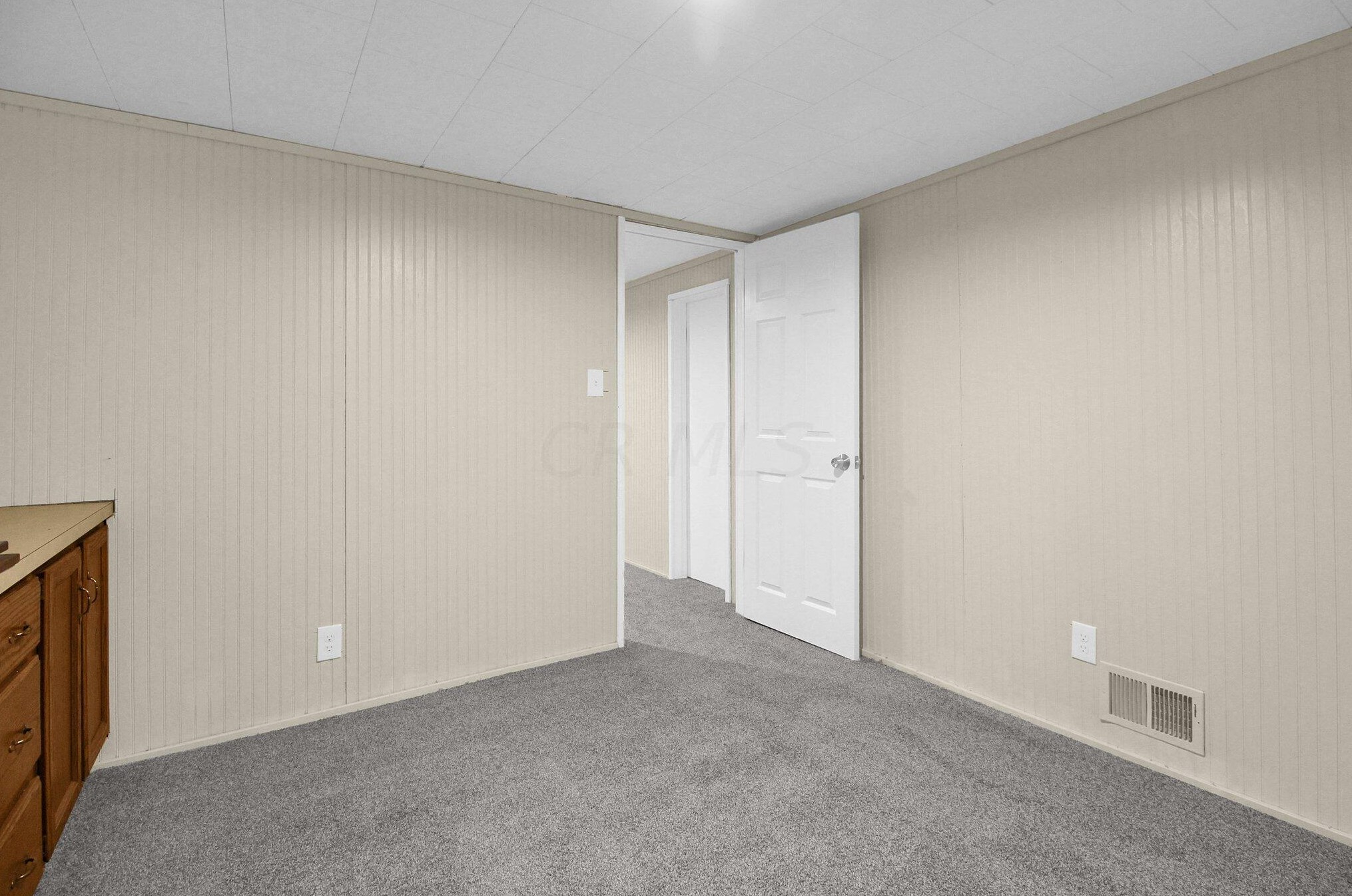 2986 Fleet Rd, Columbus OH 43232-5202 exterior