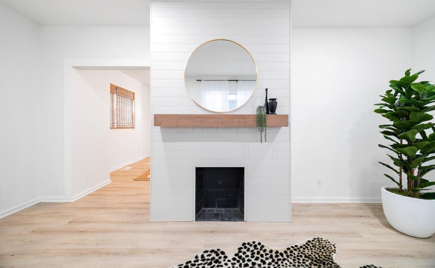 205 Oakley Ave, Columbus OH  43204-3218 exterior