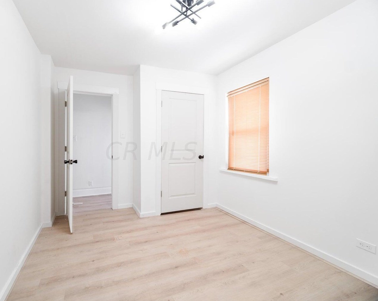 205 Oakley Ave, Columbus OH  43204-3218 exterior