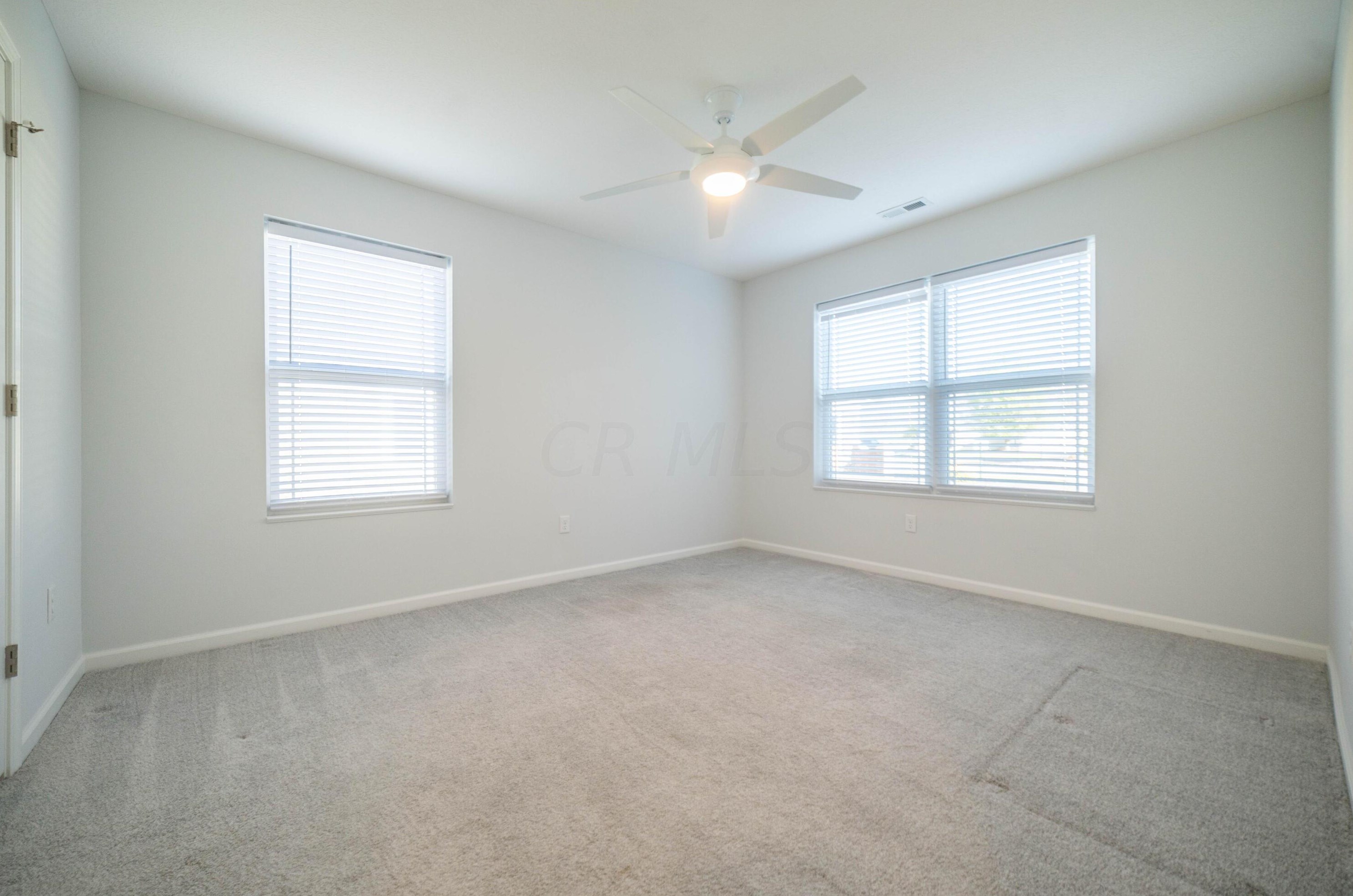 1407 Epworth Forest Dr, Lancaster OH  43130-7755 exterior