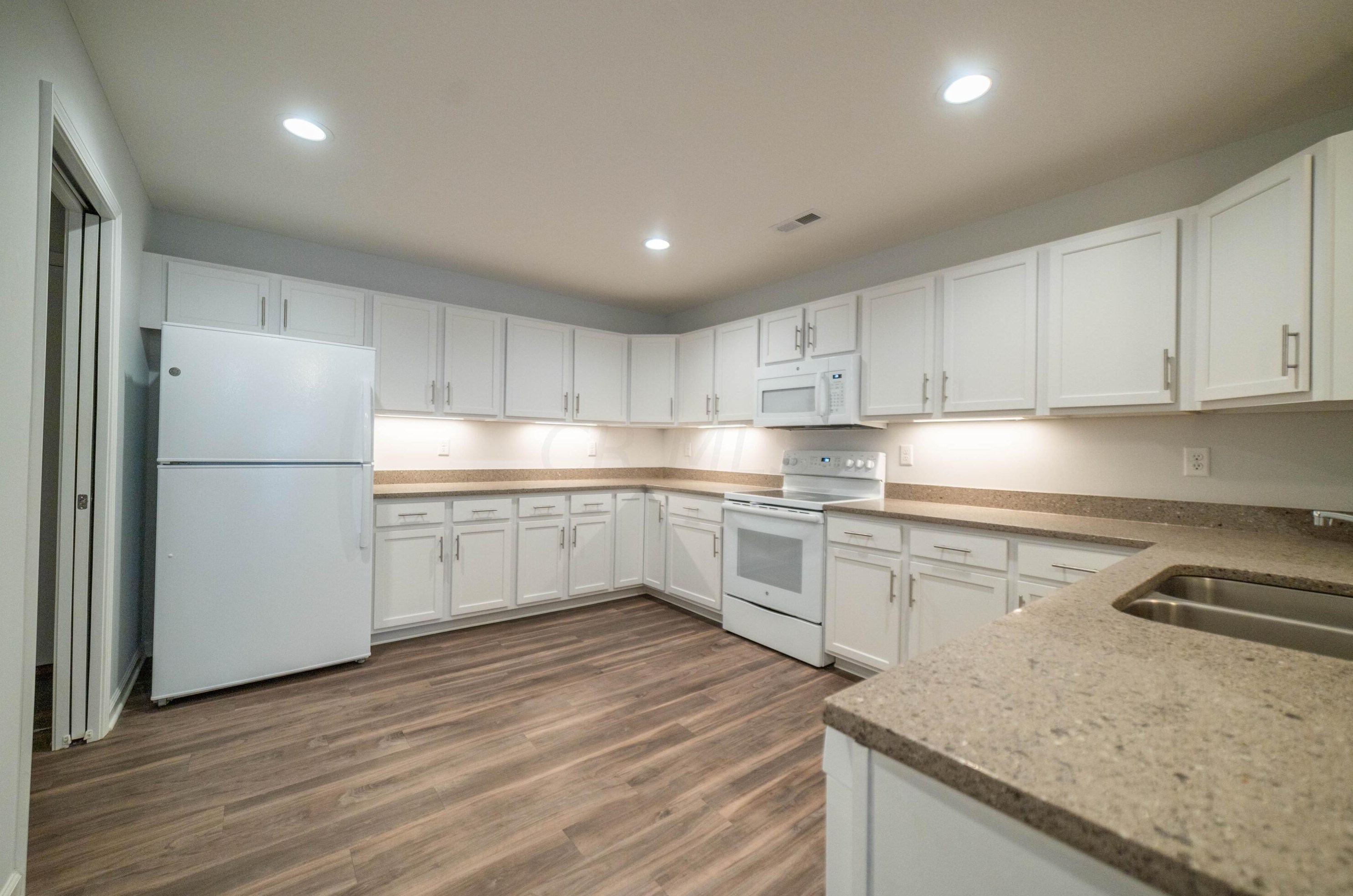 1407 Epworth Forest Dr, Lancaster OH  43130-7755 exterior