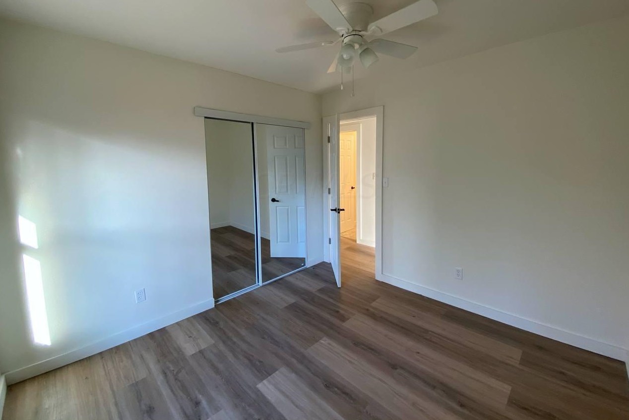 2497 Dawnlight Ave, Columbus OH  43211-1933 exterior