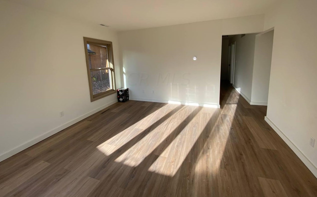 2497 Dawnlight Ave, Columbus OH  43211-1933 exterior