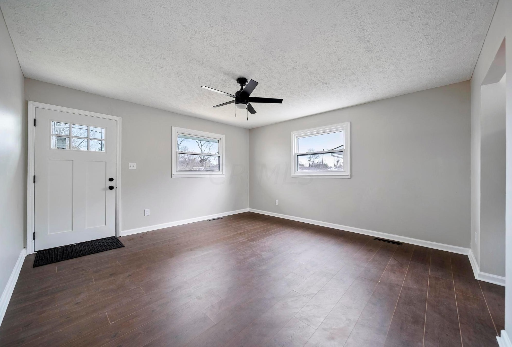 2477 Edsel Ave, Columbus OH  43207-2103 exterior