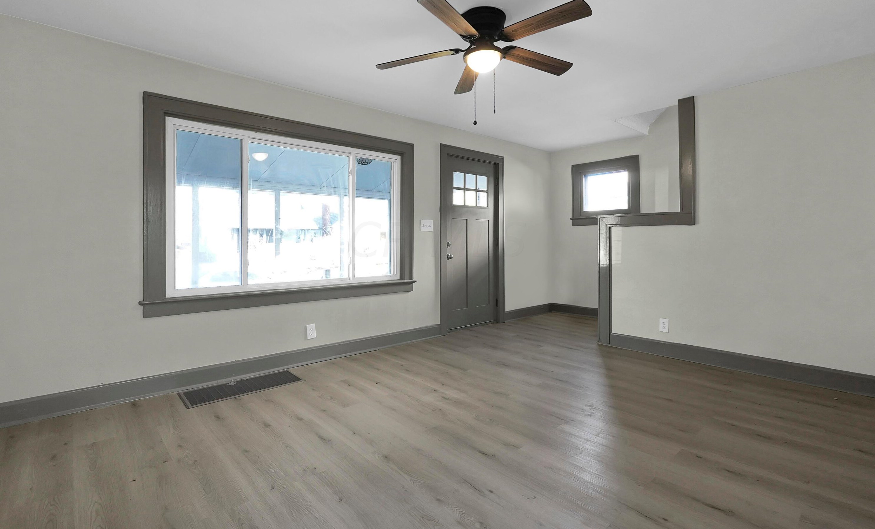 314 Ogden Ave, Columbus OH  43204-3147 exterior