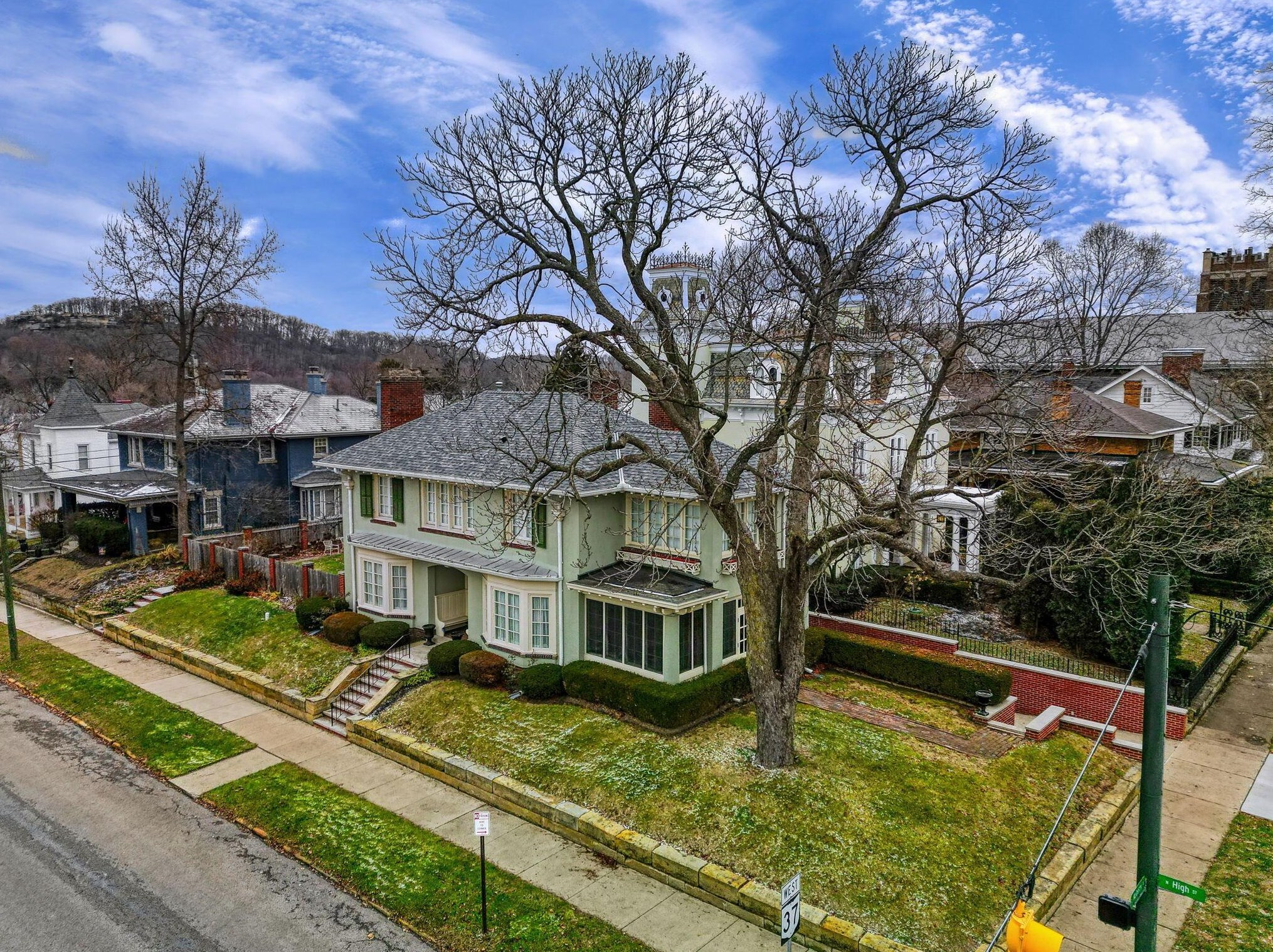 306 High St, Lancaster OH  43130-4427 exterior