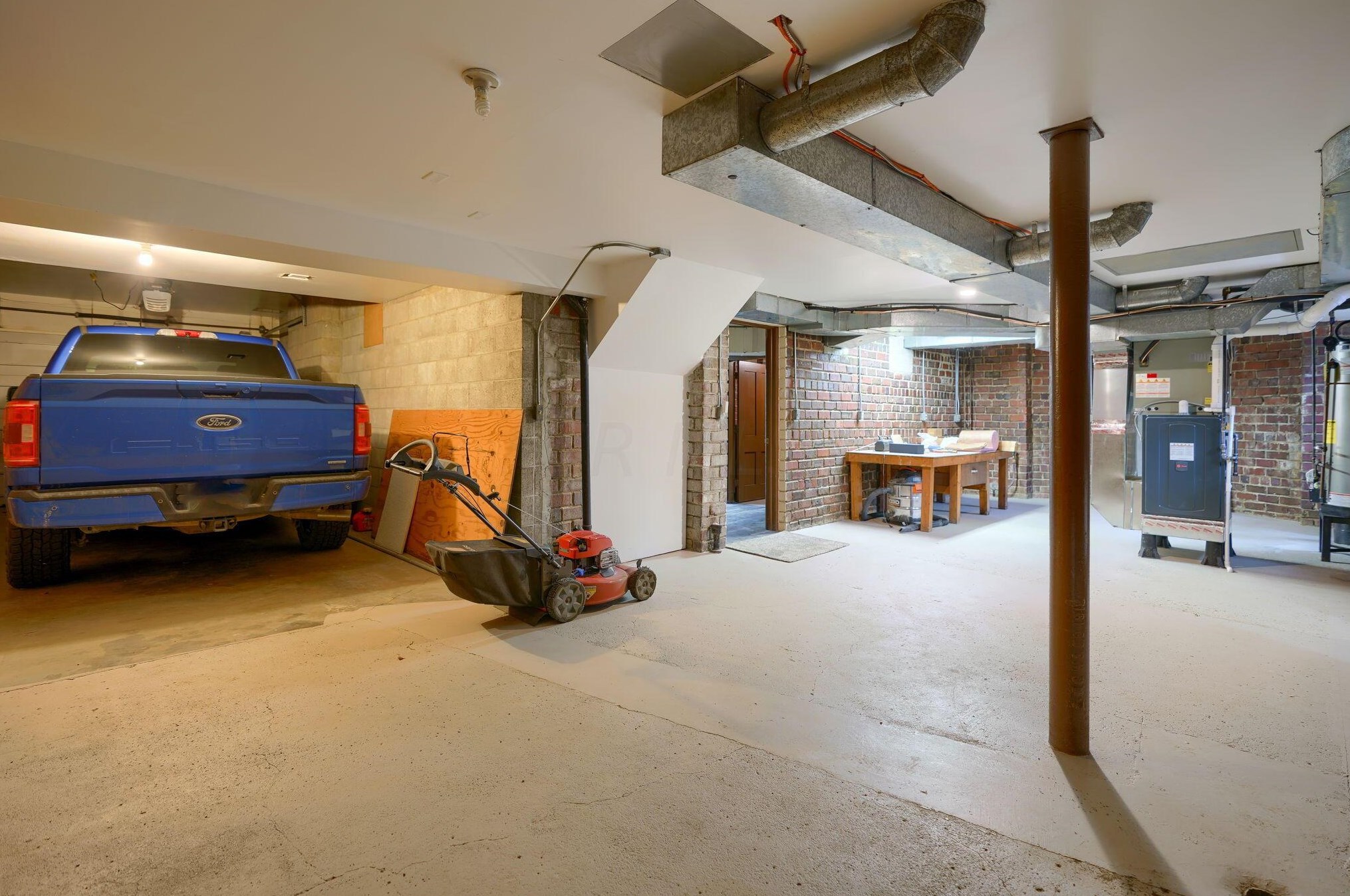 306 High St, Lancaster OH  43130-4427 exterior