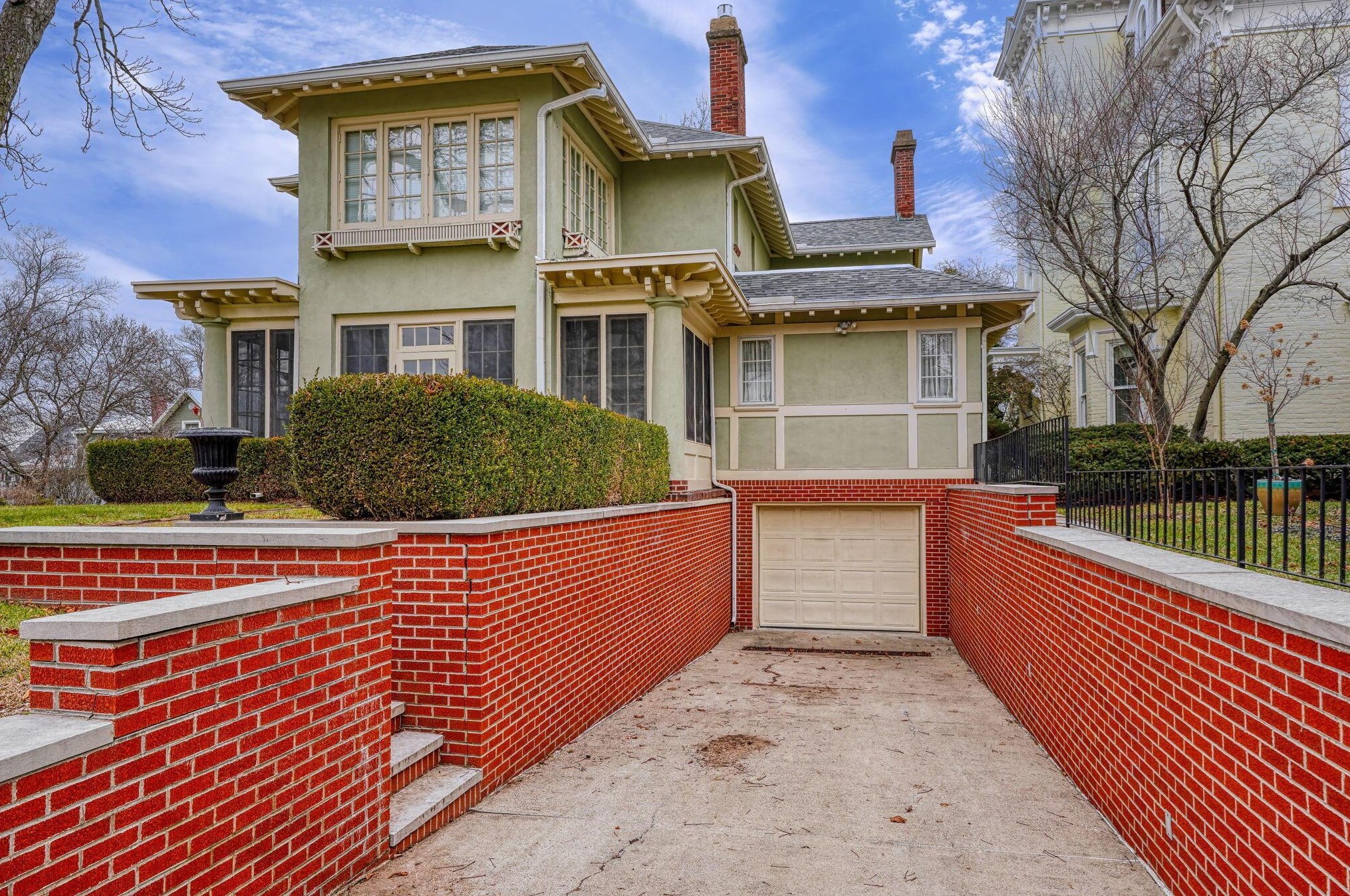 306 High St, Lancaster OH  43130-4427 exterior