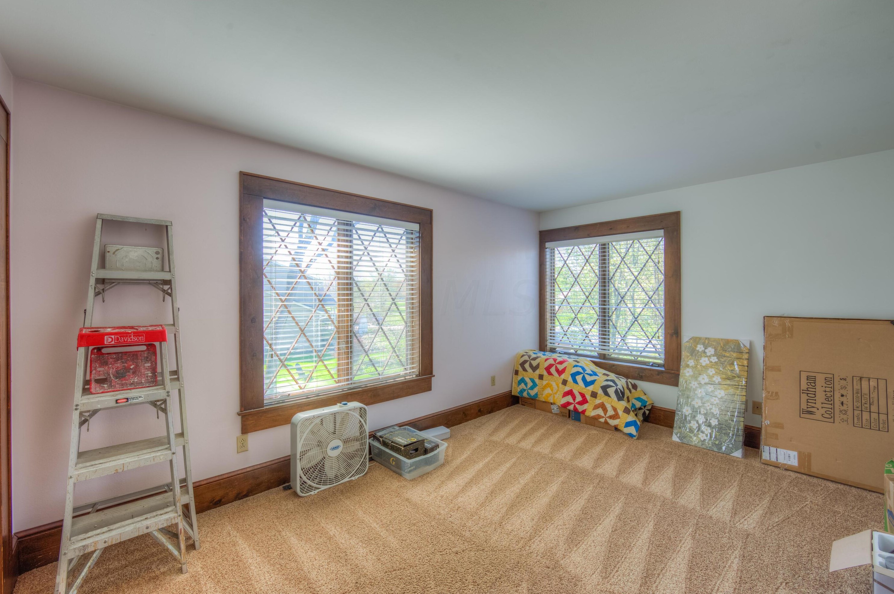 7564 Heatherwood Dr, Cnl Wnchstr OH  43110-8916 exterior