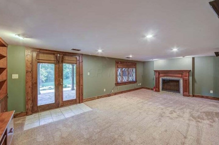 7564 Heatherwood Dr, Cnl Wnchstr OH  43110-8916 exterior