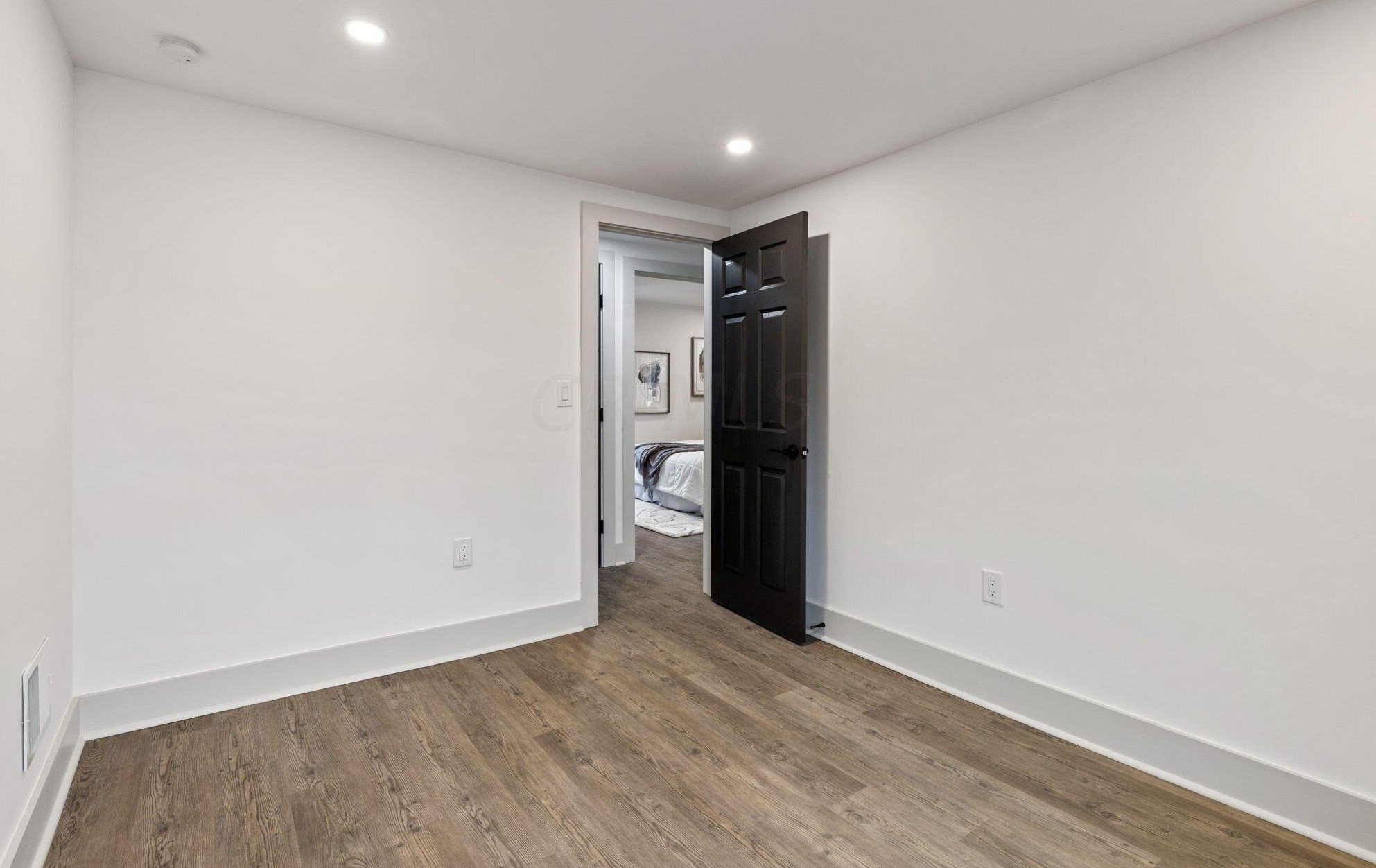 484 Belvidere Ave, Columbus OH  43223-1638 exterior