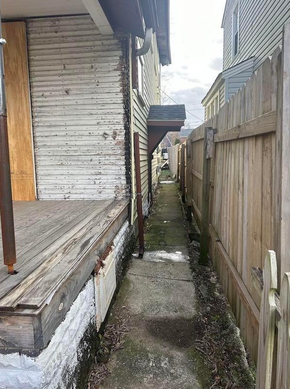 1124 Oakwood Ave, Columbus OH  43206-3116 exterior