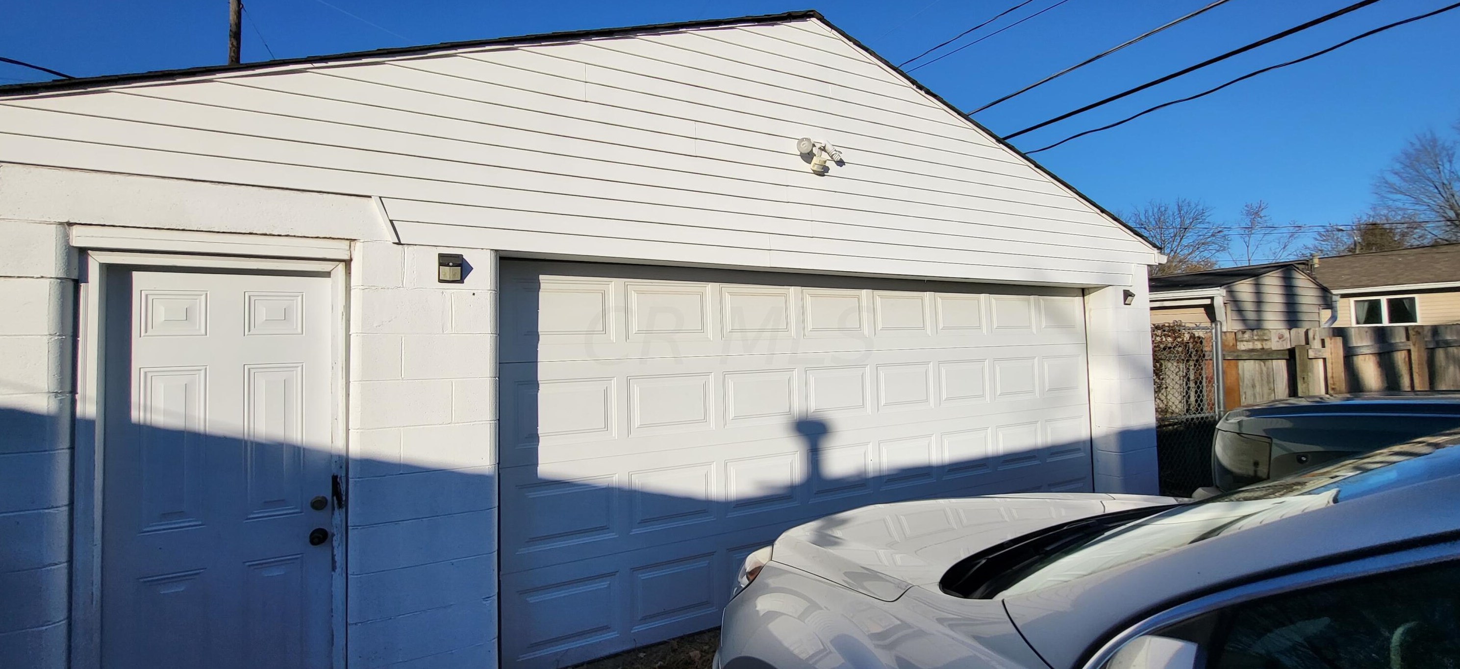 5018 Zimmer Dr, Columbus OH  43232-6046 exterior