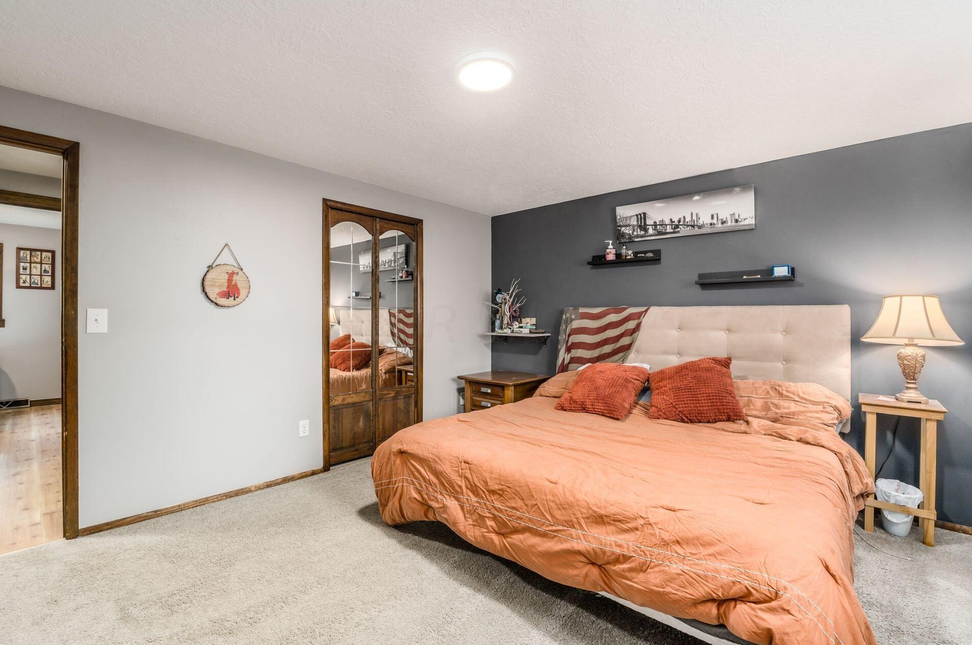 2818 Palisades Ave, Columbus OH  43207-3547 exterior