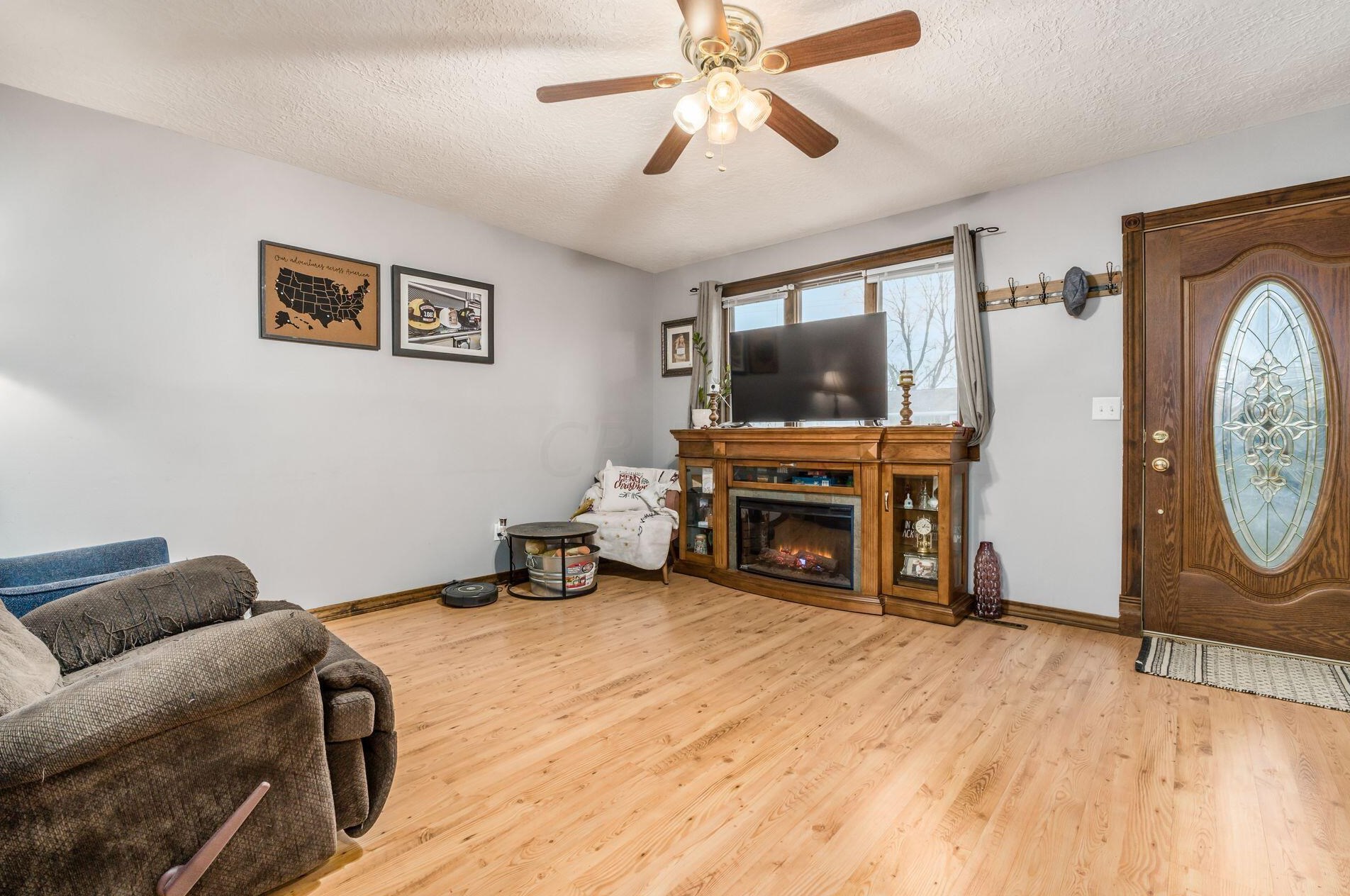 2818 Palisades Ave, Columbus OH  43207-3547 exterior