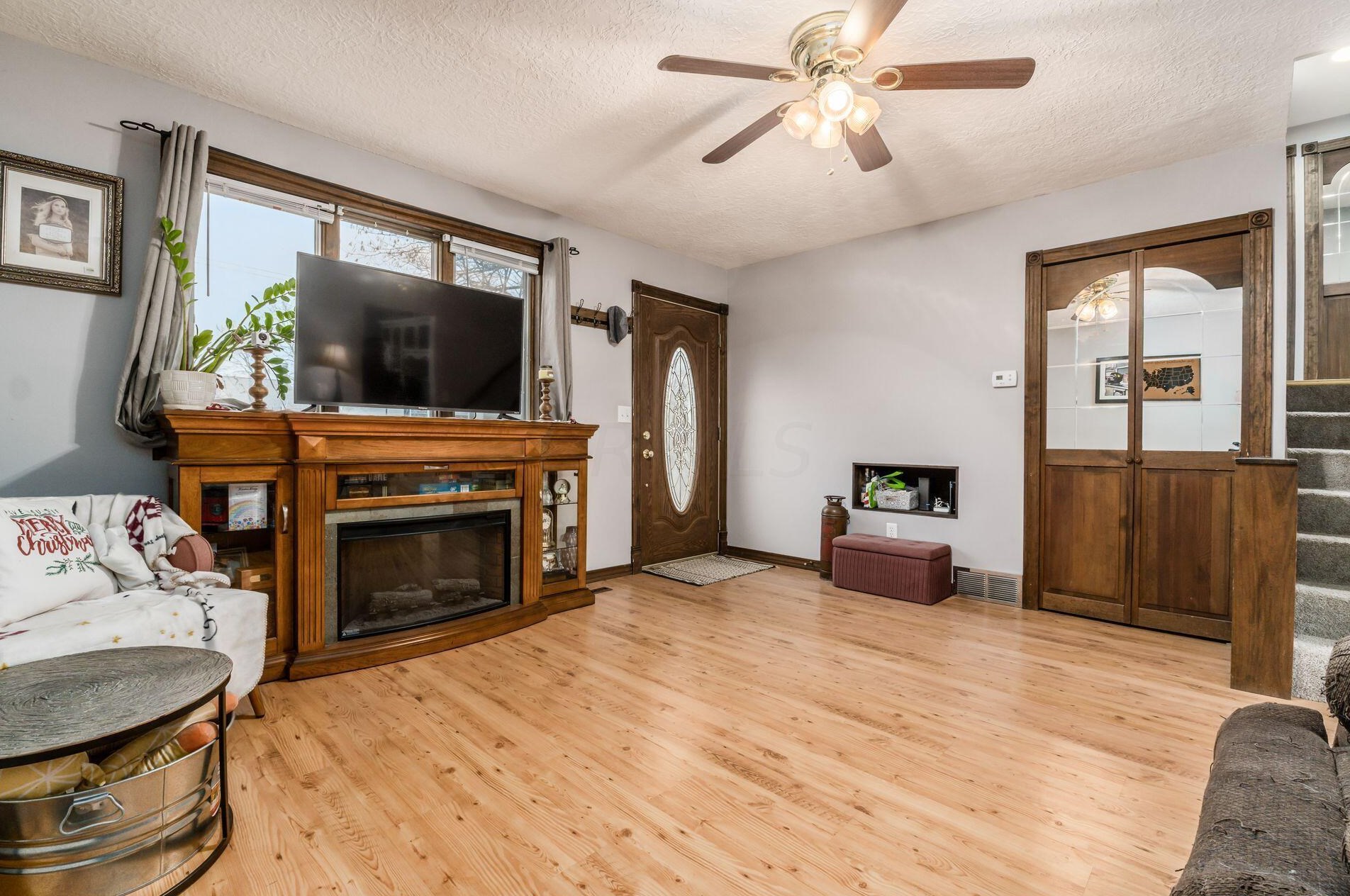 2818 Palisades Ave, Columbus OH  43207-3547 exterior