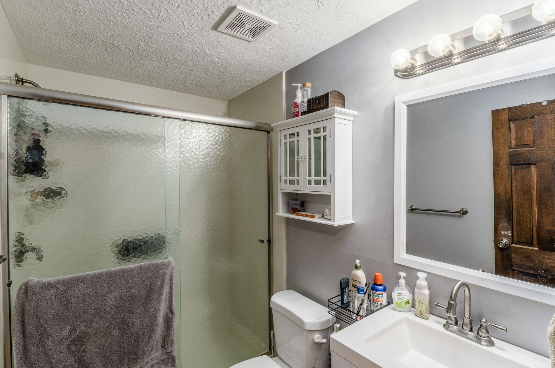 2818 Palisades Ave, Columbus OH  43207-3547 exterior