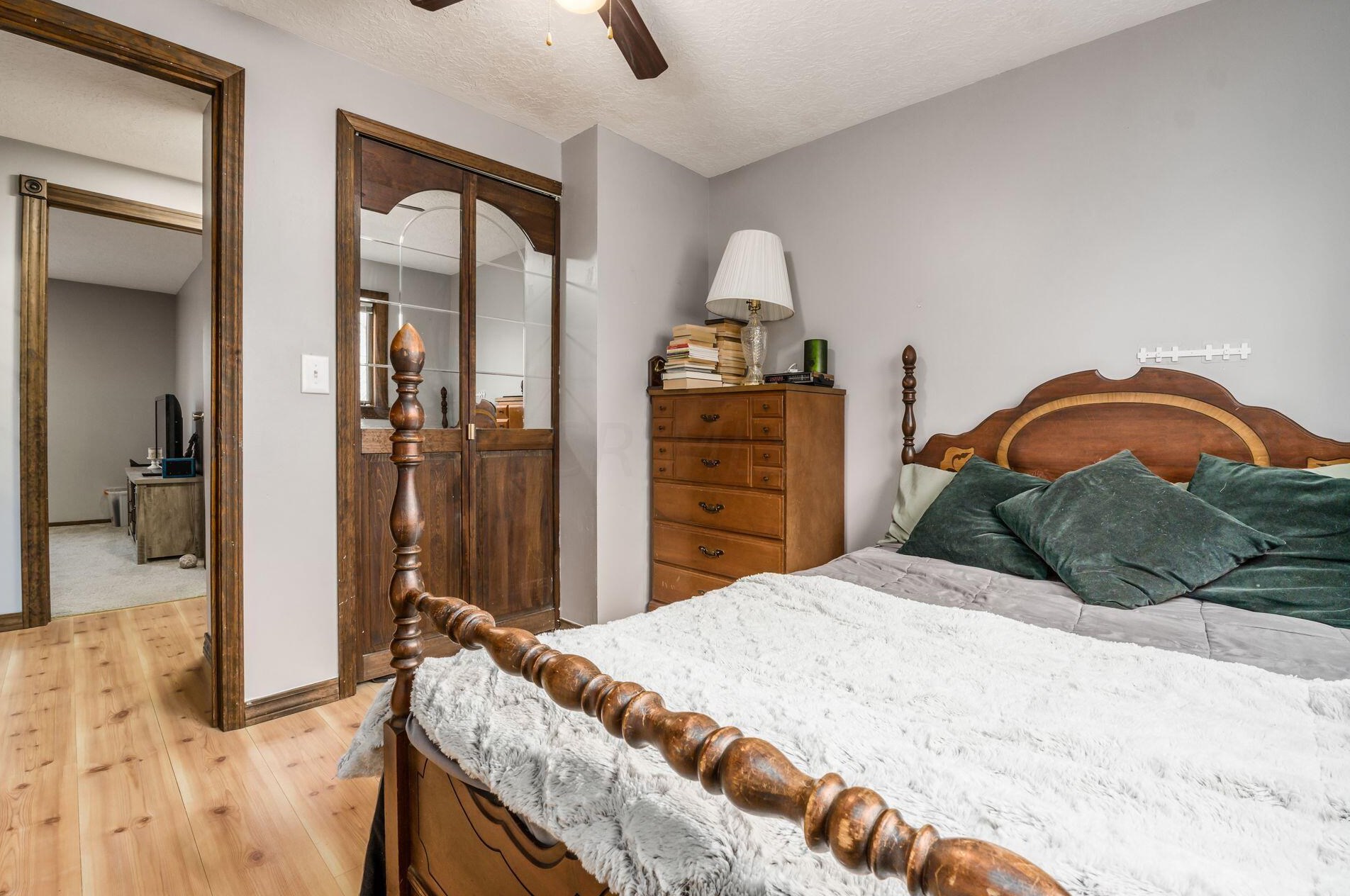 2818 Palisades Ave, Columbus OH  43207-3547 exterior