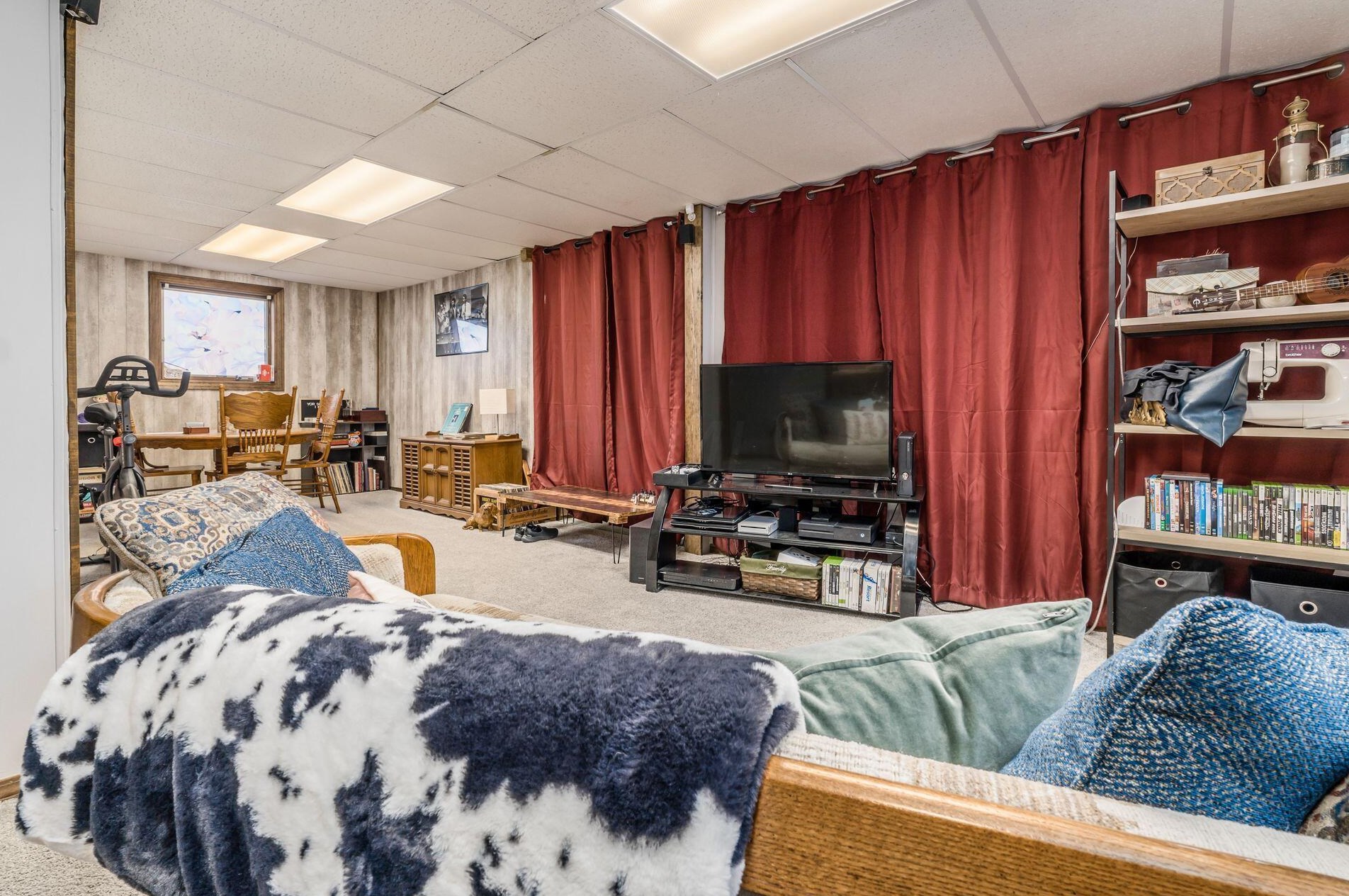 2818 Palisades Ave, Columbus OH  43207-3547 exterior