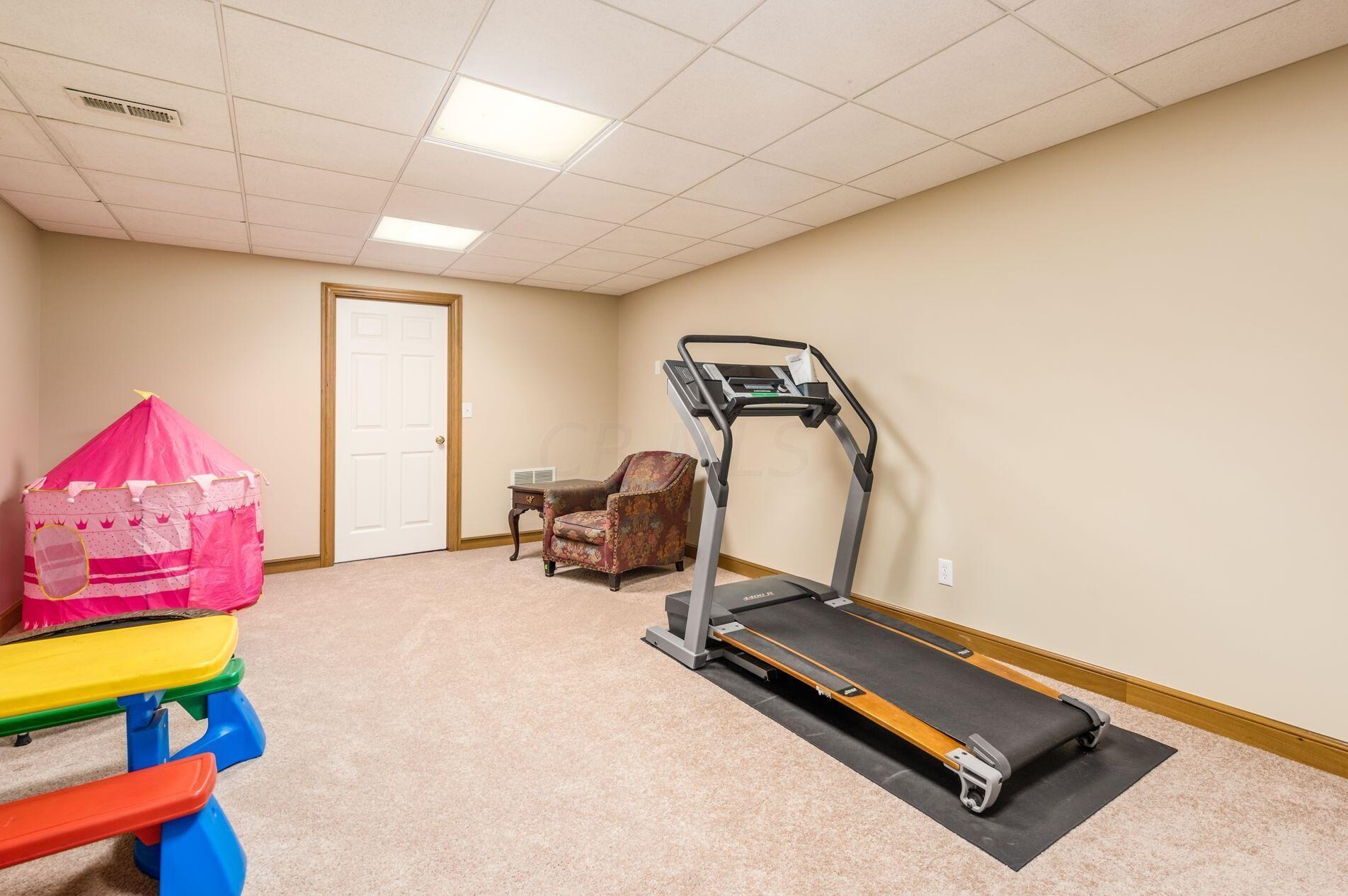 13265 Wellesley Dr, Pickerington OH  43147-8312 exterior