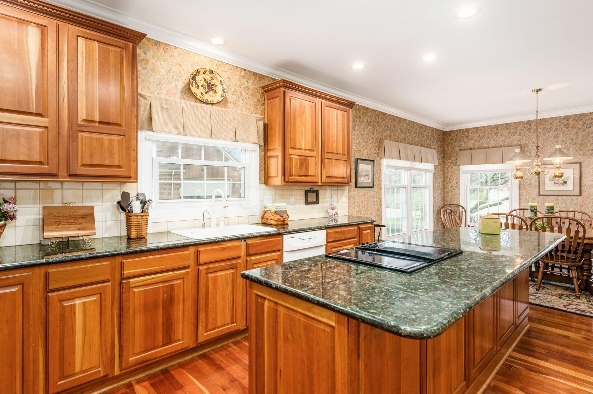 13265 Wellesley Dr, Pickerington OH  43147-8312 exterior