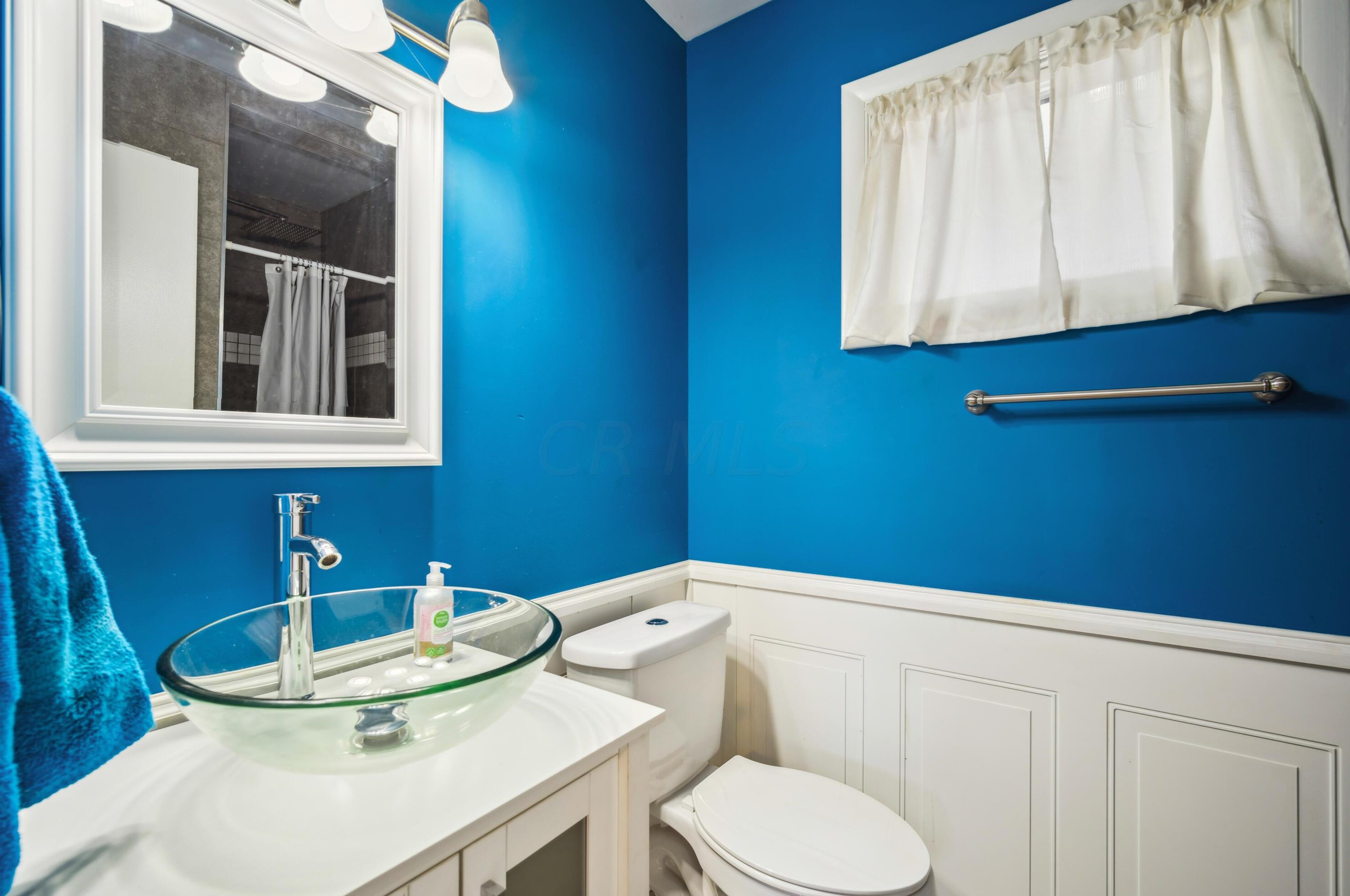 2319 Bellevue Ave, Columbus OH 43207-2504 exterior