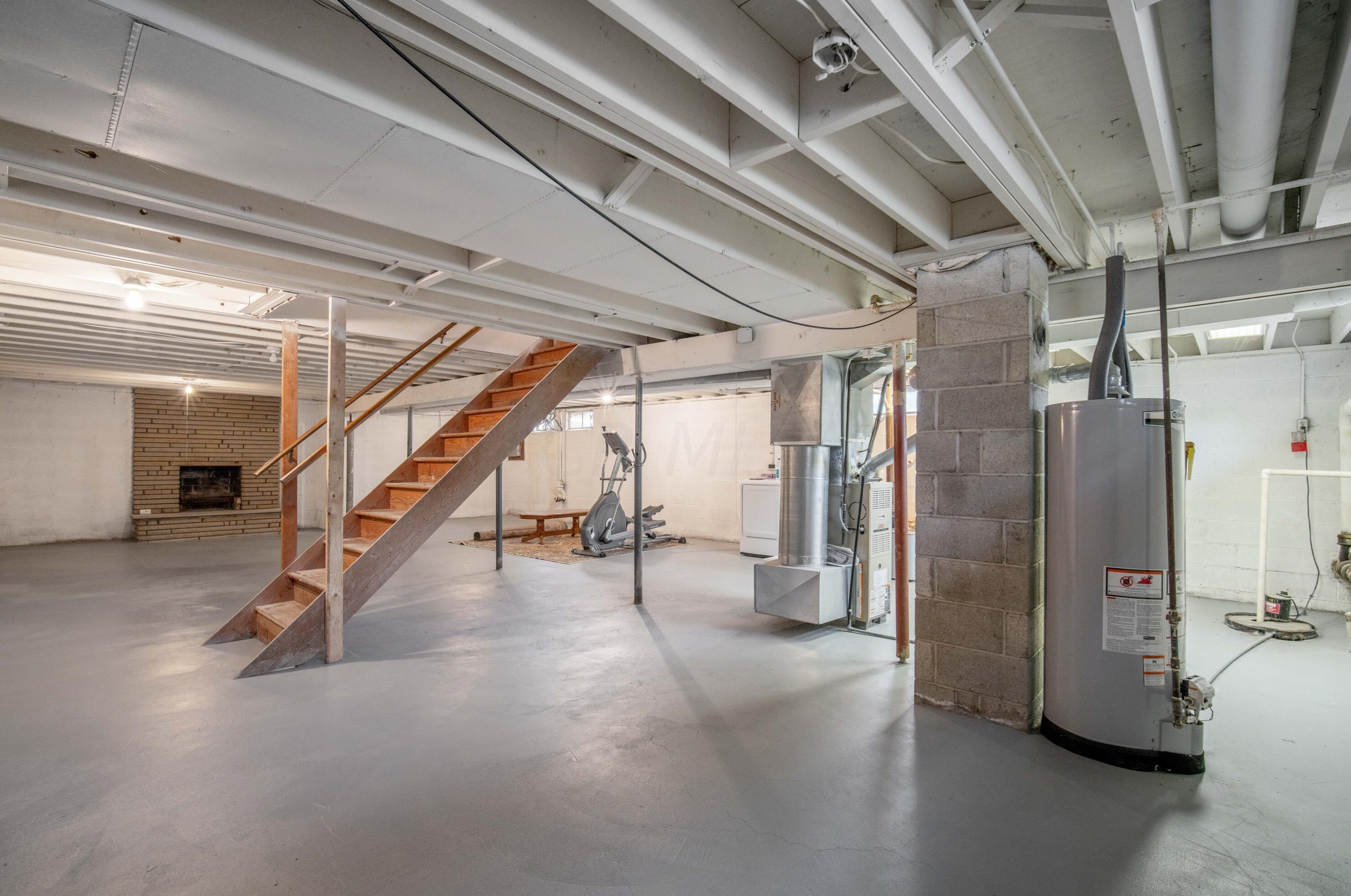 2319 Bellevue Ave, Columbus OH 43207-2504 exterior