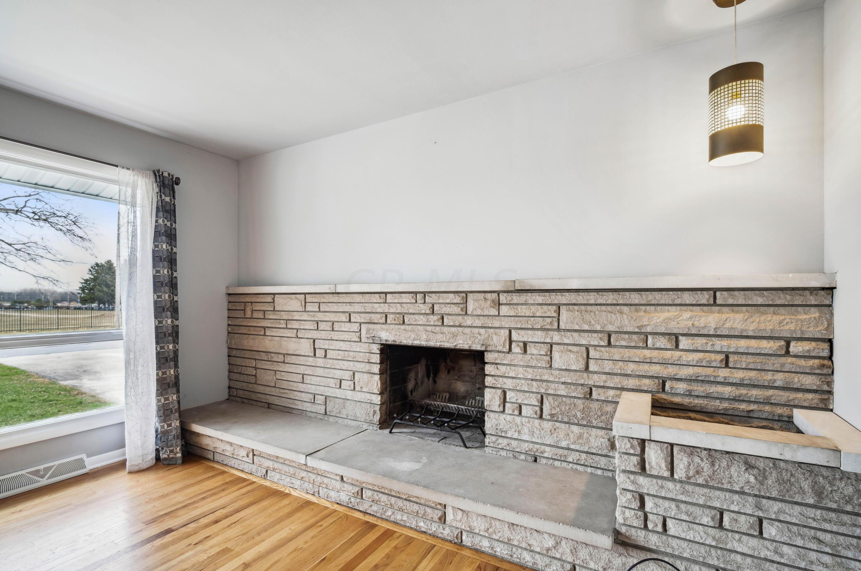 2319 Bellevue Ave, Columbus OH 43207-2504 exterior